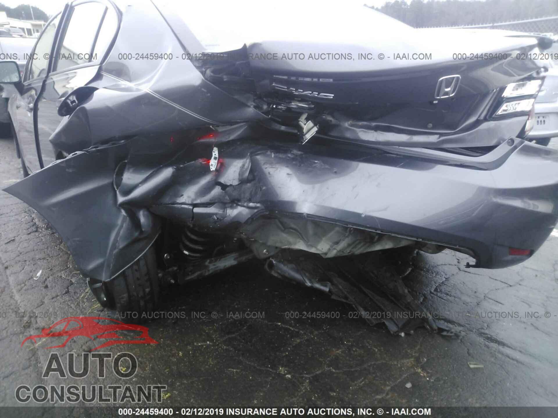 HONDA CIVIC 2015 - 19XFB2F51FE040090