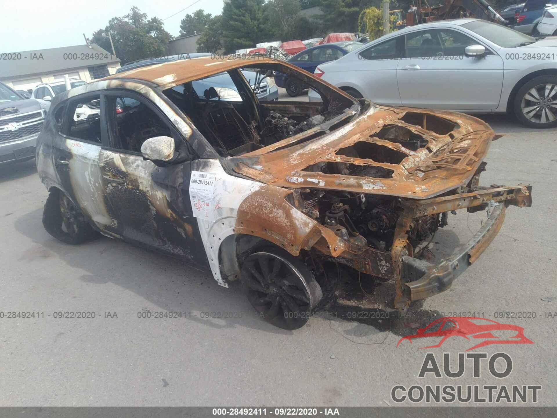 HYUNDAI TUCSON 2018 - KM8J2CA40JU820277