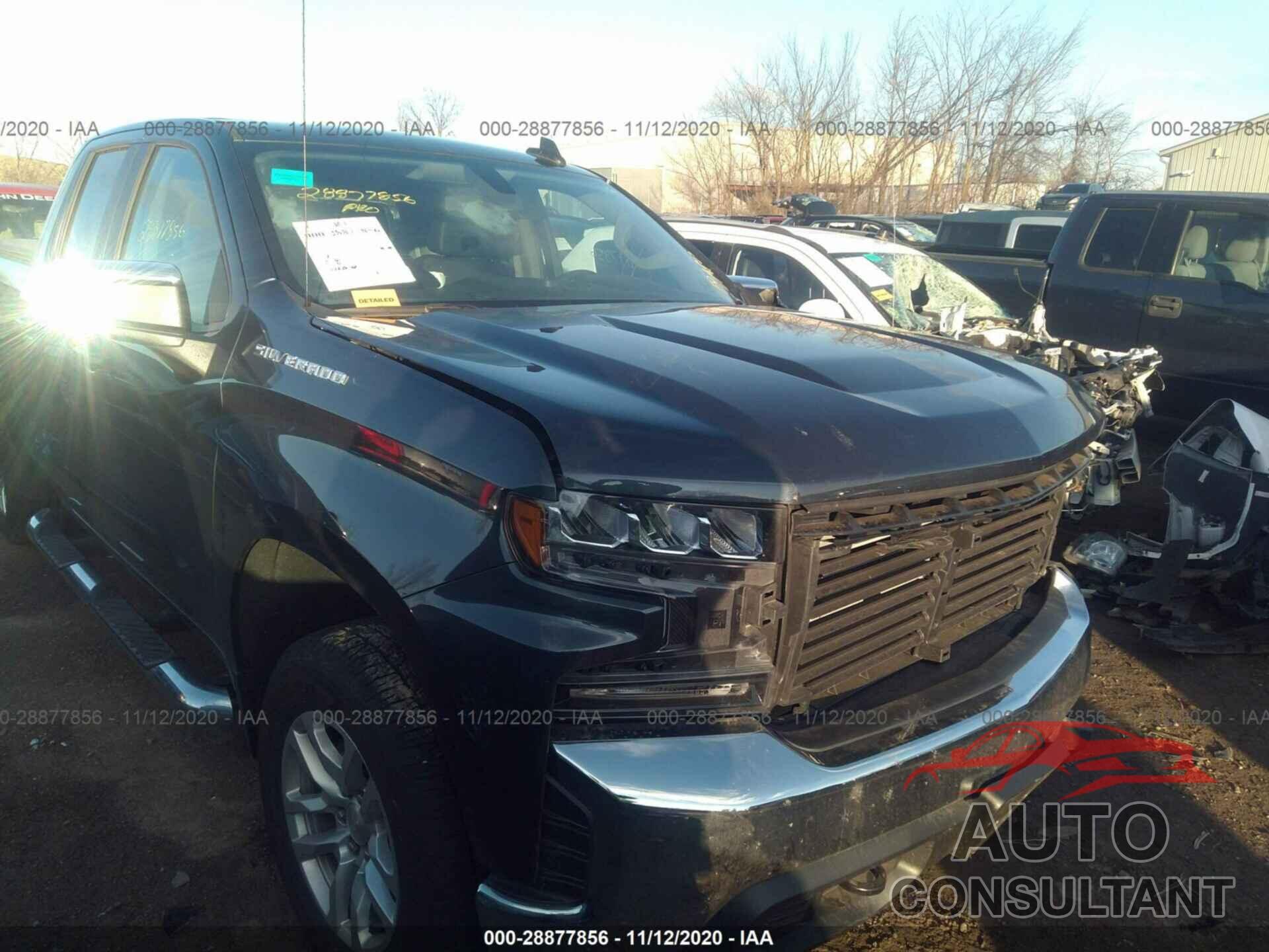 CHEVROLET SILVERADO 1500 2019 - 1GCRYDED9KZ320581