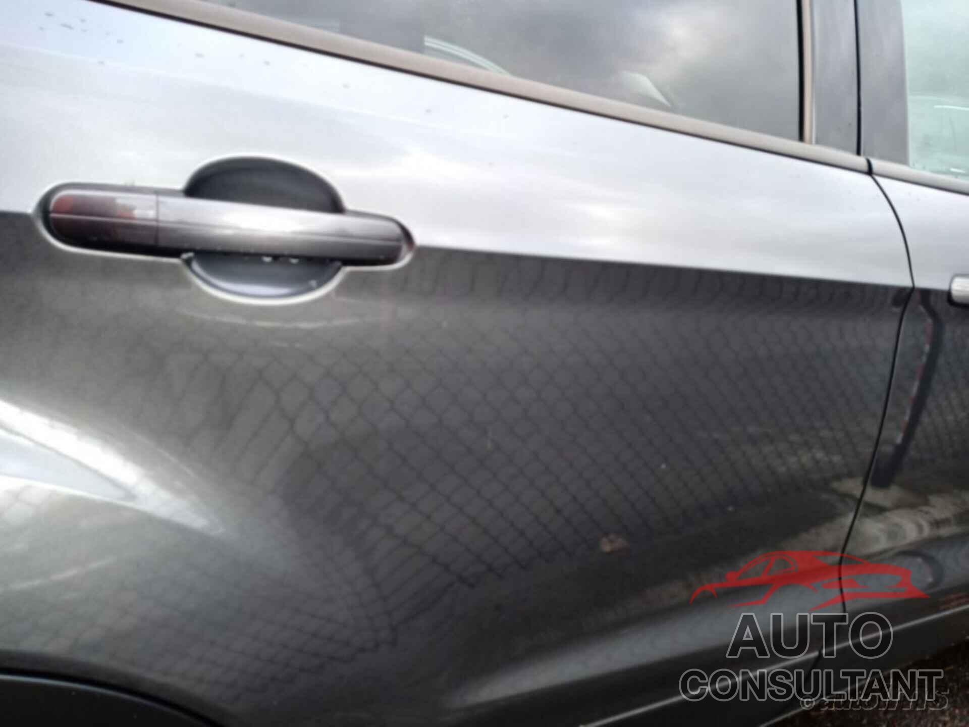 FORD ESCAPE 2017 - 1FMCU9GD2HUC11733