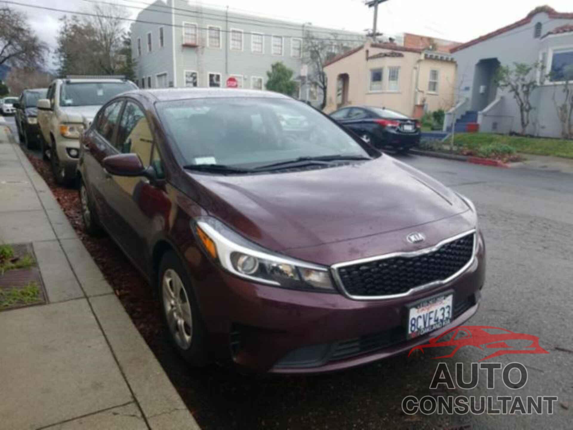 KIA FORTE 2018 - 3KPFK4A74JE206552