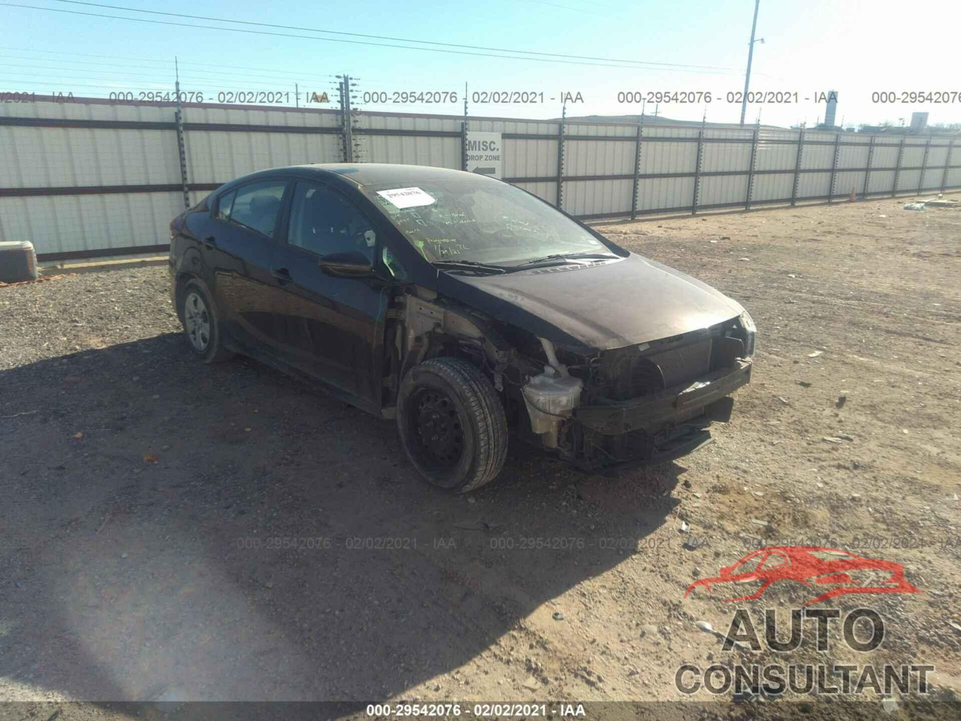 KIA FORTE 2018 - 3KPFL4A72JE208149