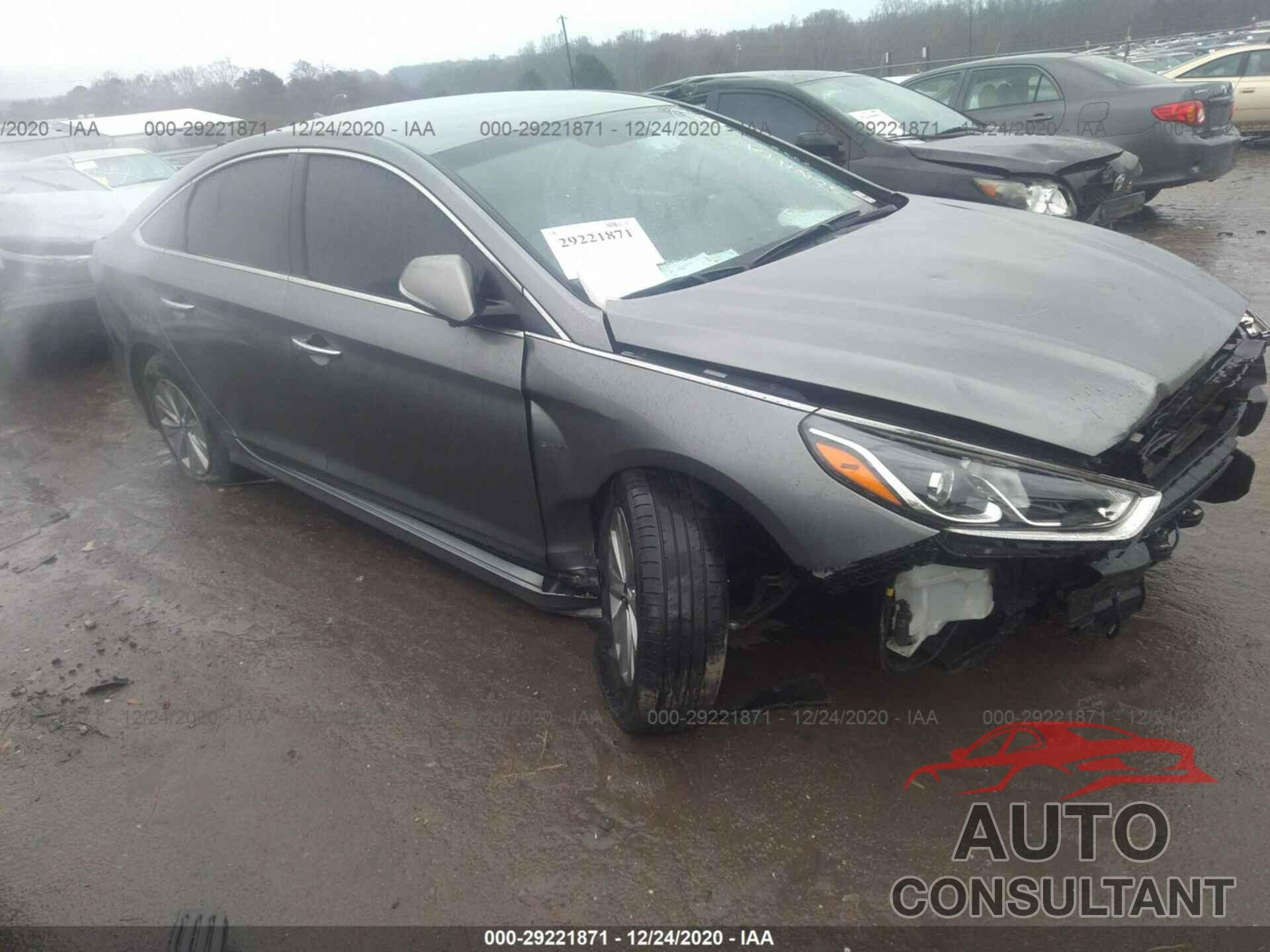 HYUNDAI SONATA HYBRID 2018 - KMHE24L34JA082500