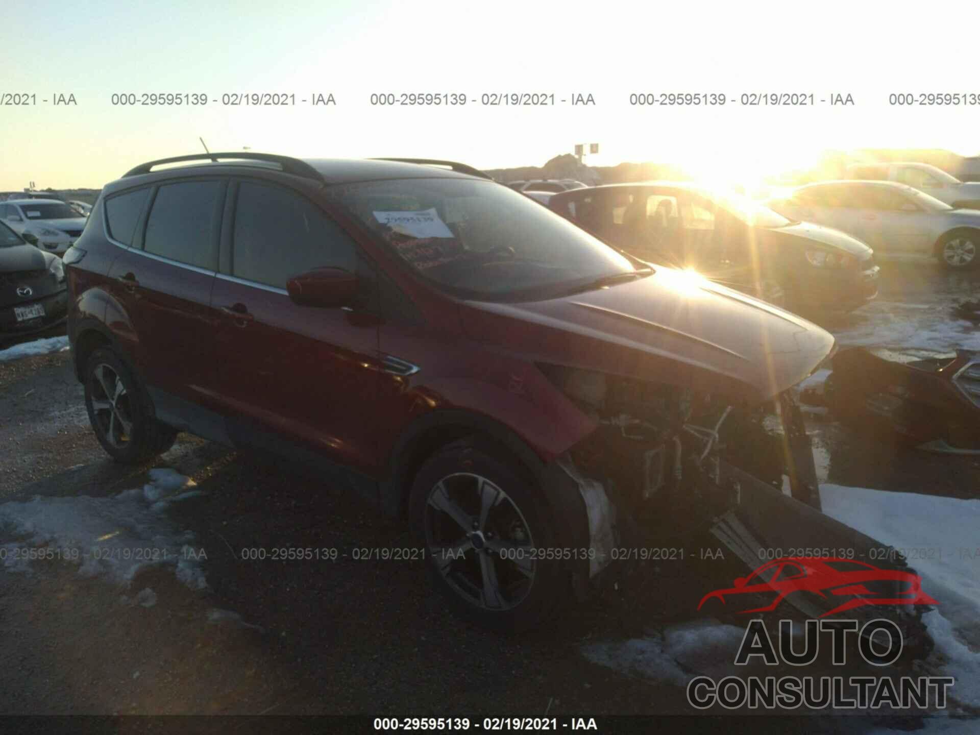 FORD ESCAPE 2018 - 1FMCU0HD6JUB24143