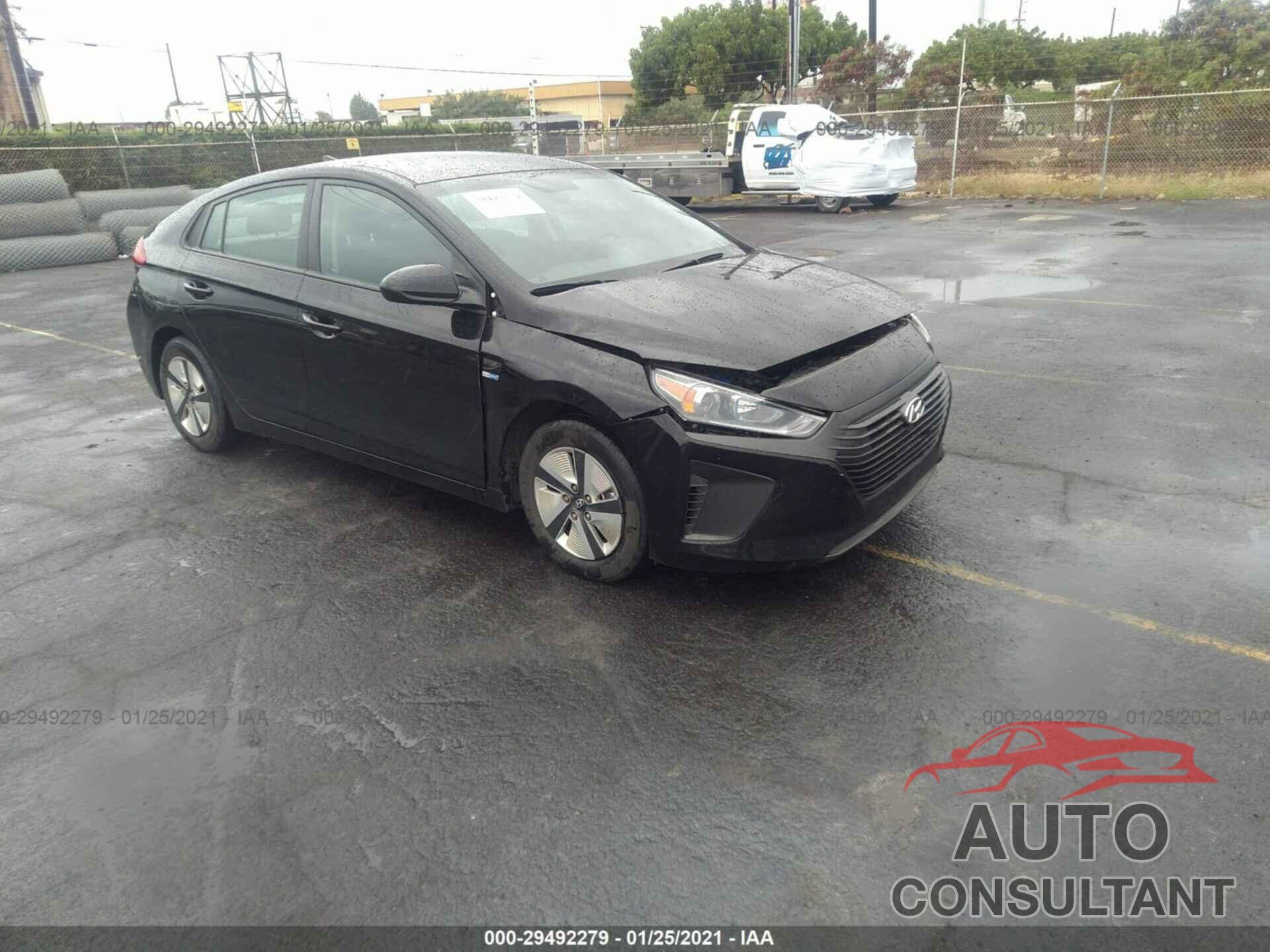 HYUNDAI IONIQ HYBRID 2017 - KMHC65LC7HU049100