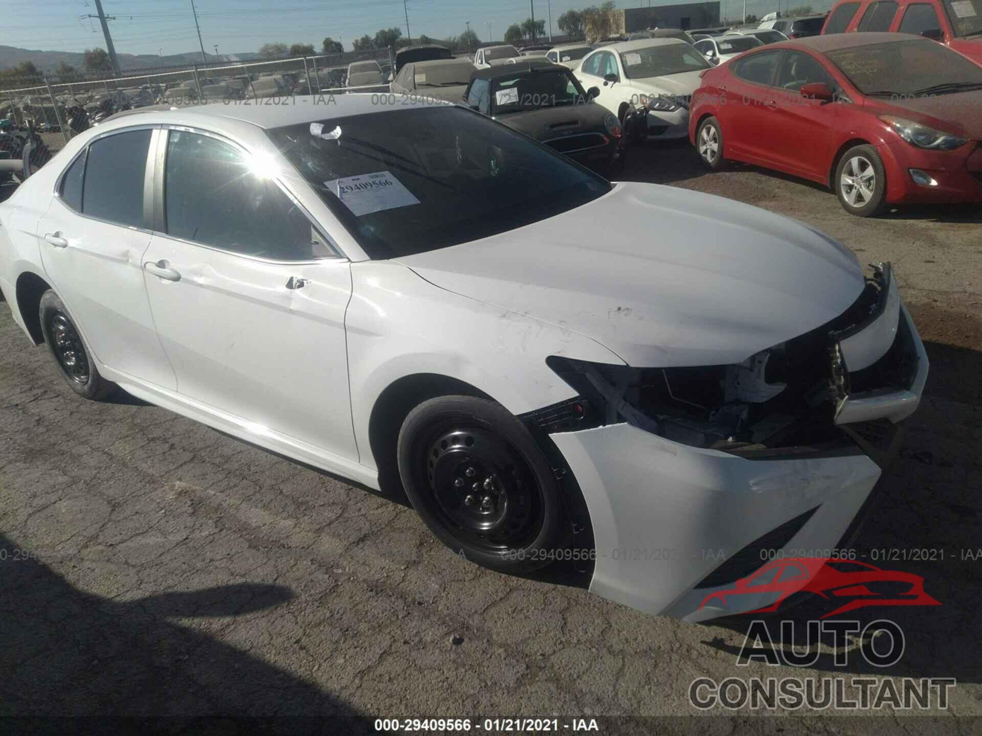 TOYOTA CAMRY 2020 - 4T1G11AK5LU302412