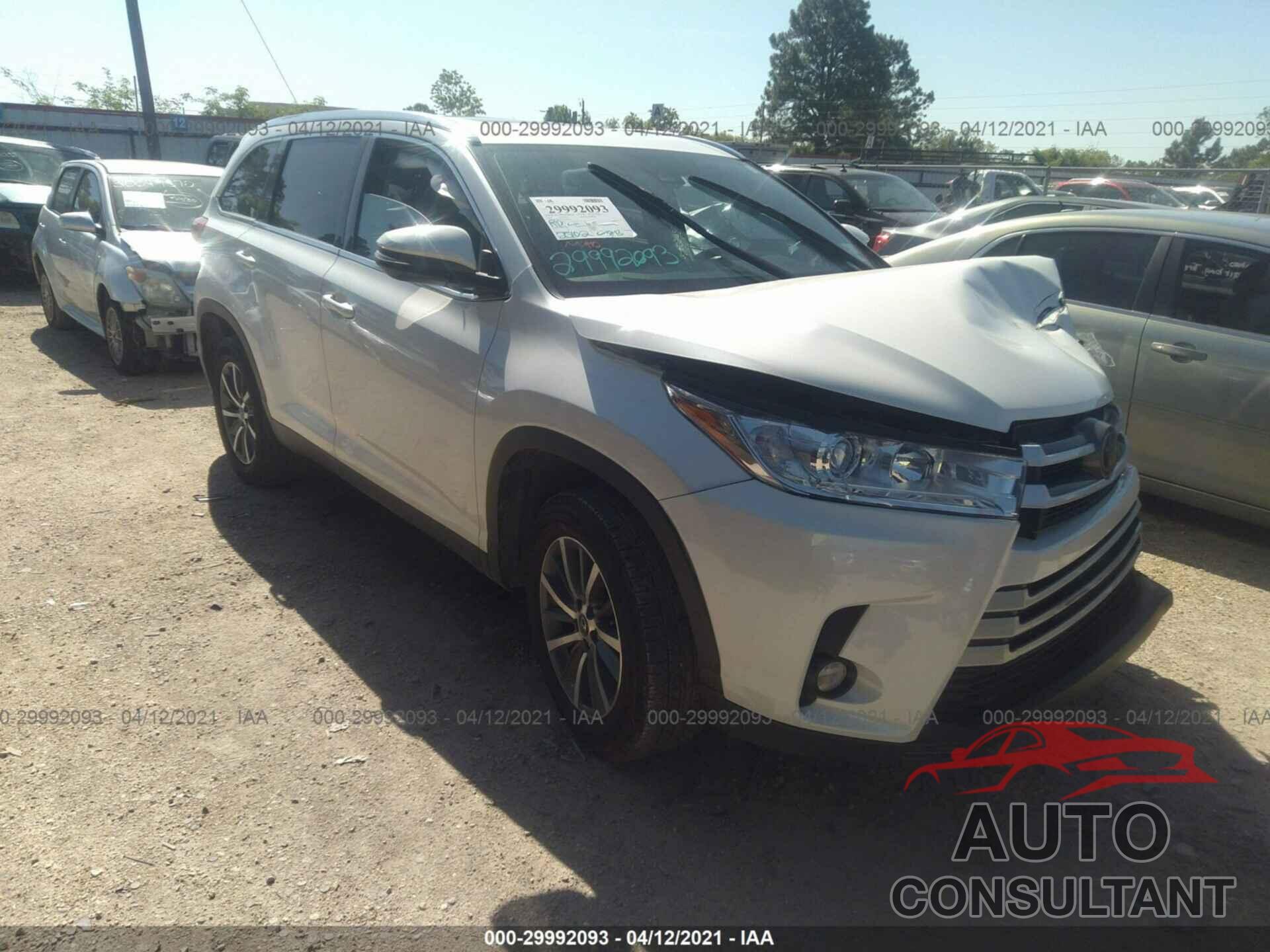 TOYOTA HIGHLANDER 2019 - 5TDKZRFH1KS300159