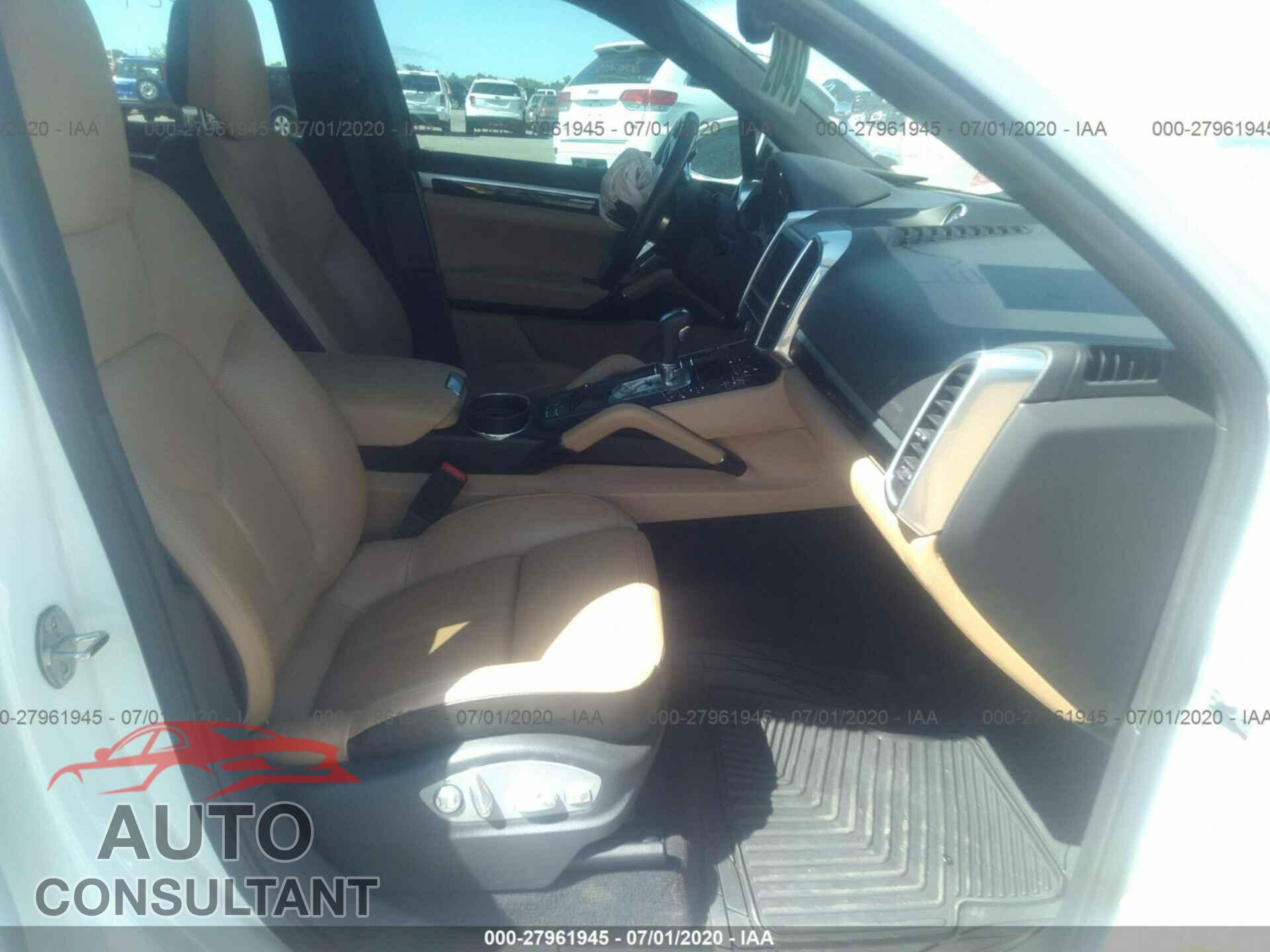 PORSCHE CAYENNE 2016 - WP1AB2A22GLA94223