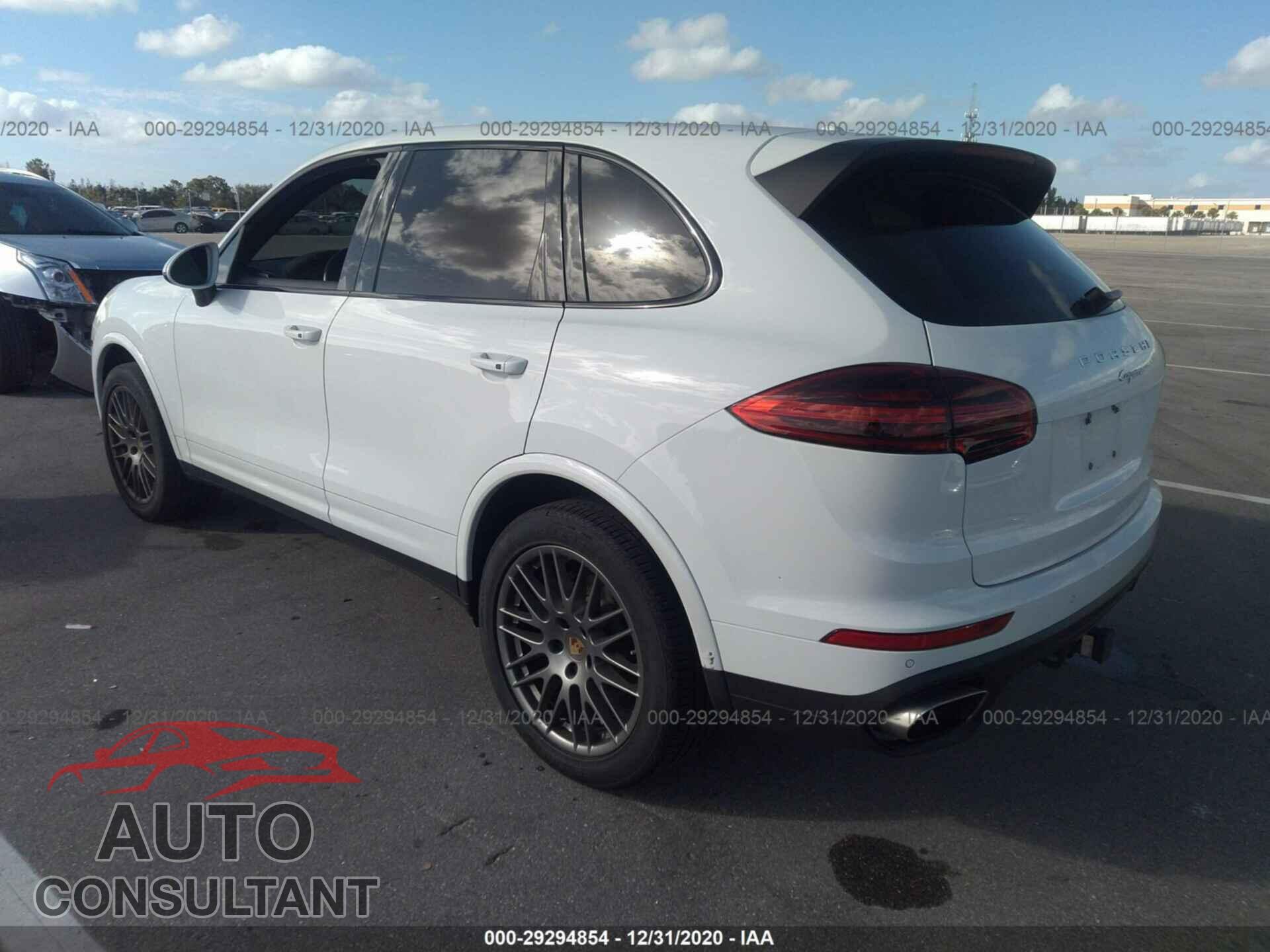 PORSCHE CAYENNE 2017 - WP1AA2A29HKA80538