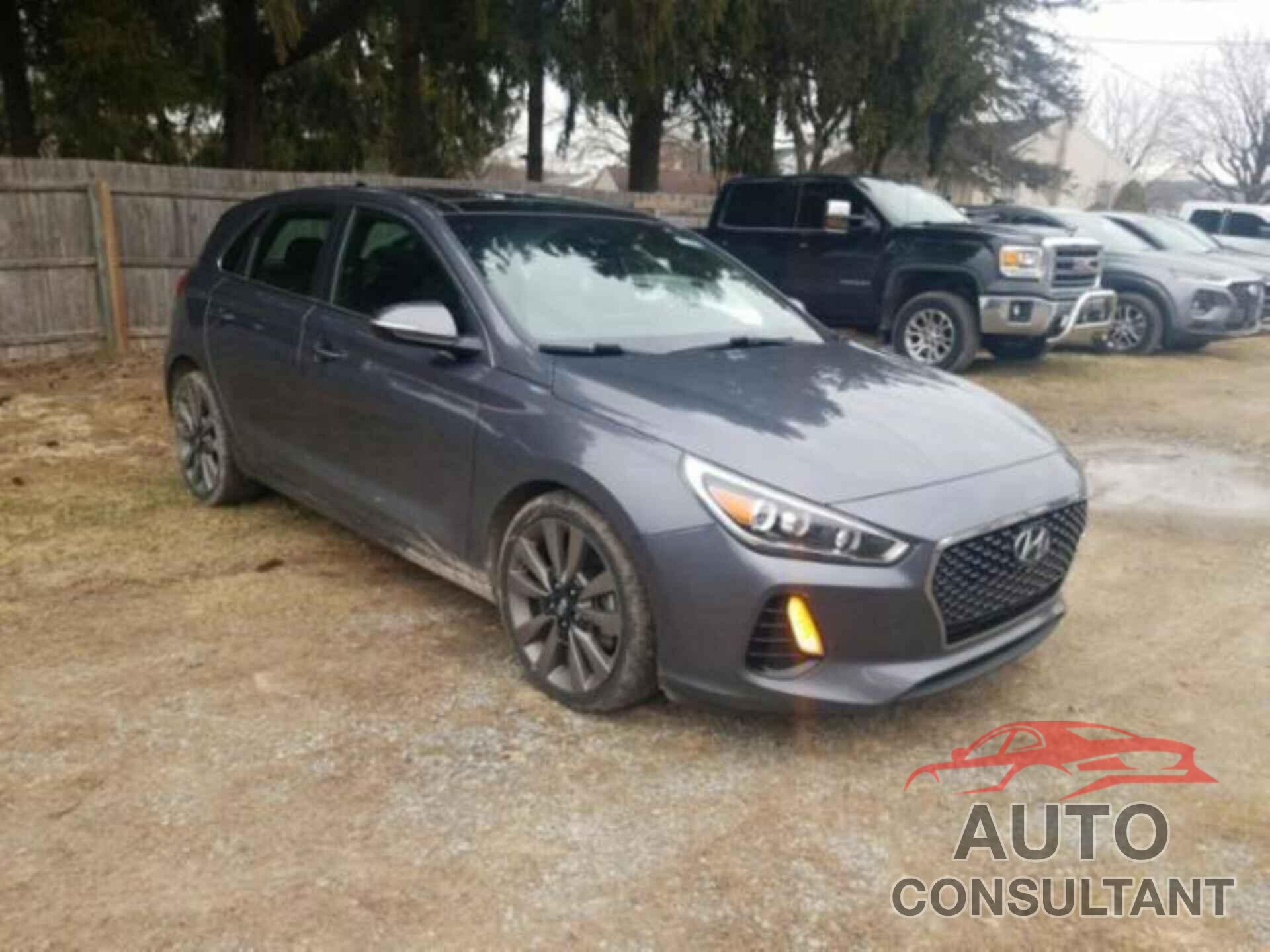 HYUNDAI ELANTRA GT 2018 - KMHH55LC1JU032968