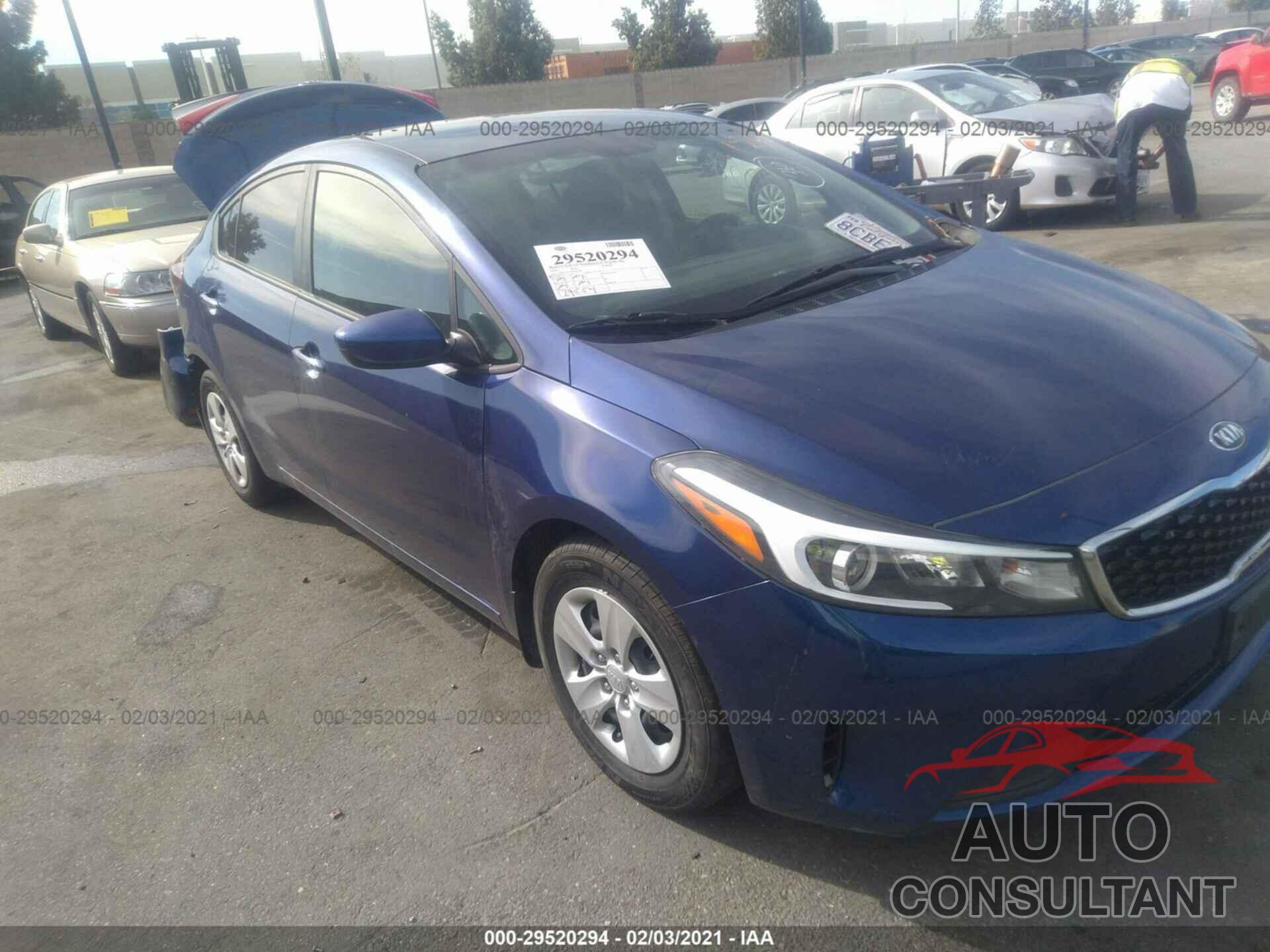 KIA FORTE 2018 - 3KPFK4A76JE183288