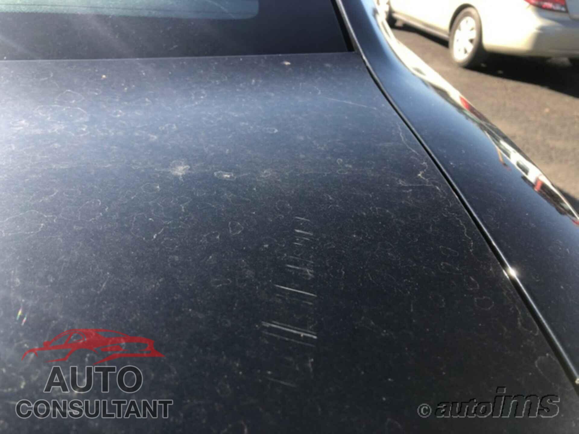 FORD TAURUS 2018 - 1FAHP2E80JG124020