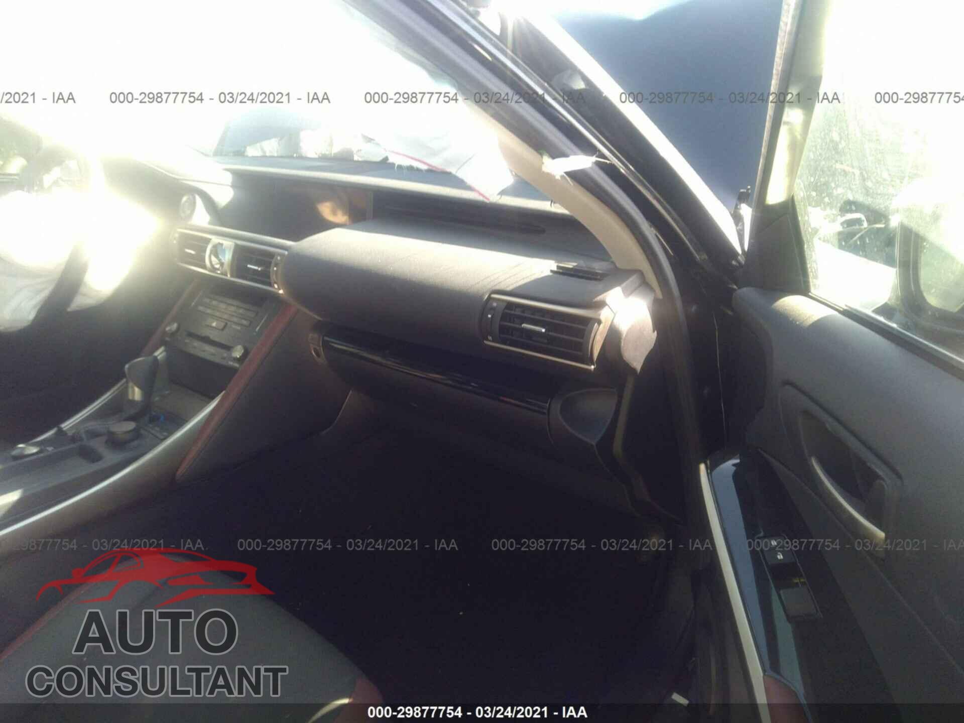 LEXUS IS 2020 - JTHDA1D22L5106892