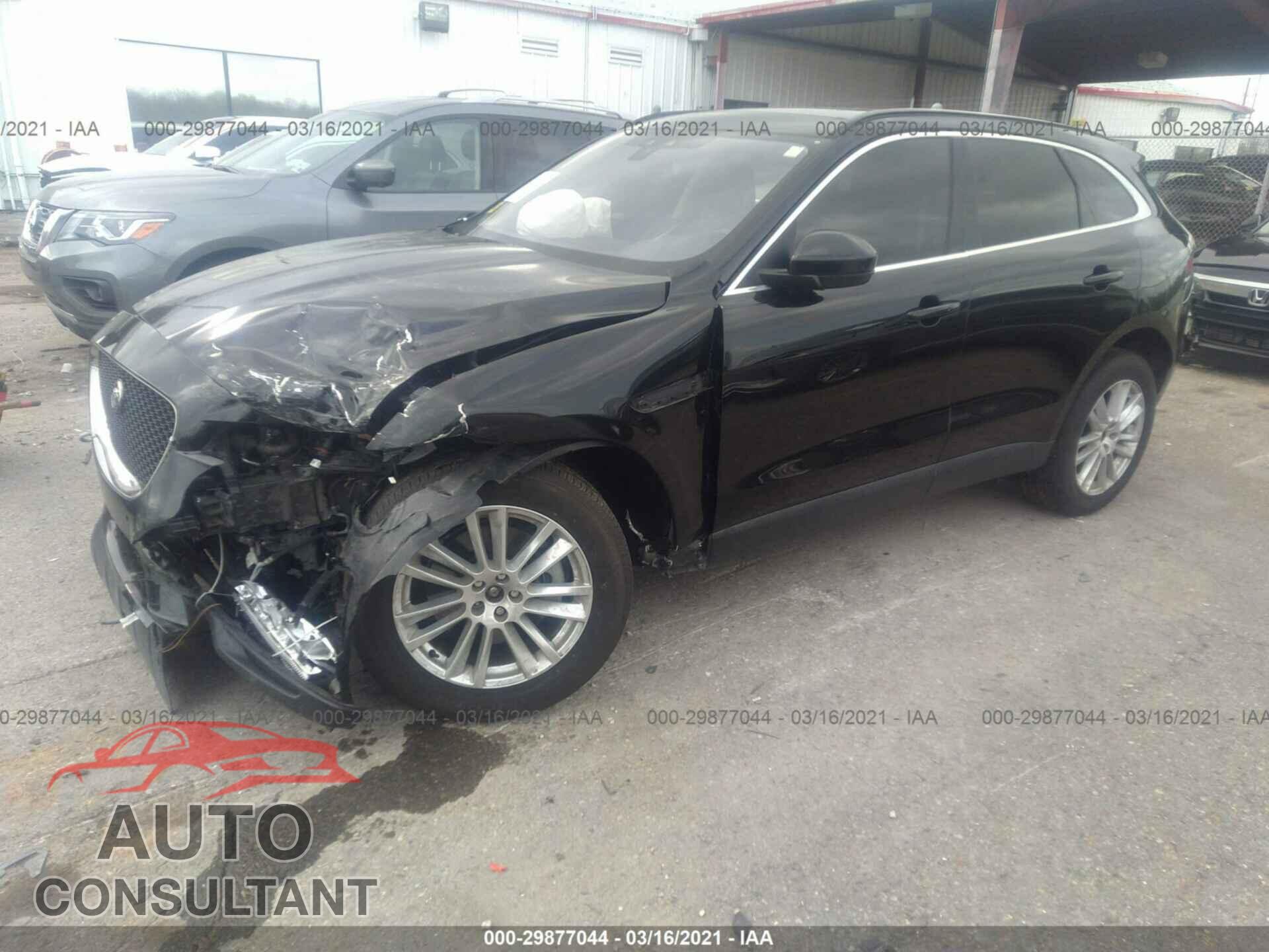 JAGUAR F-PACE 2017 - SADCK2BV5HA880344