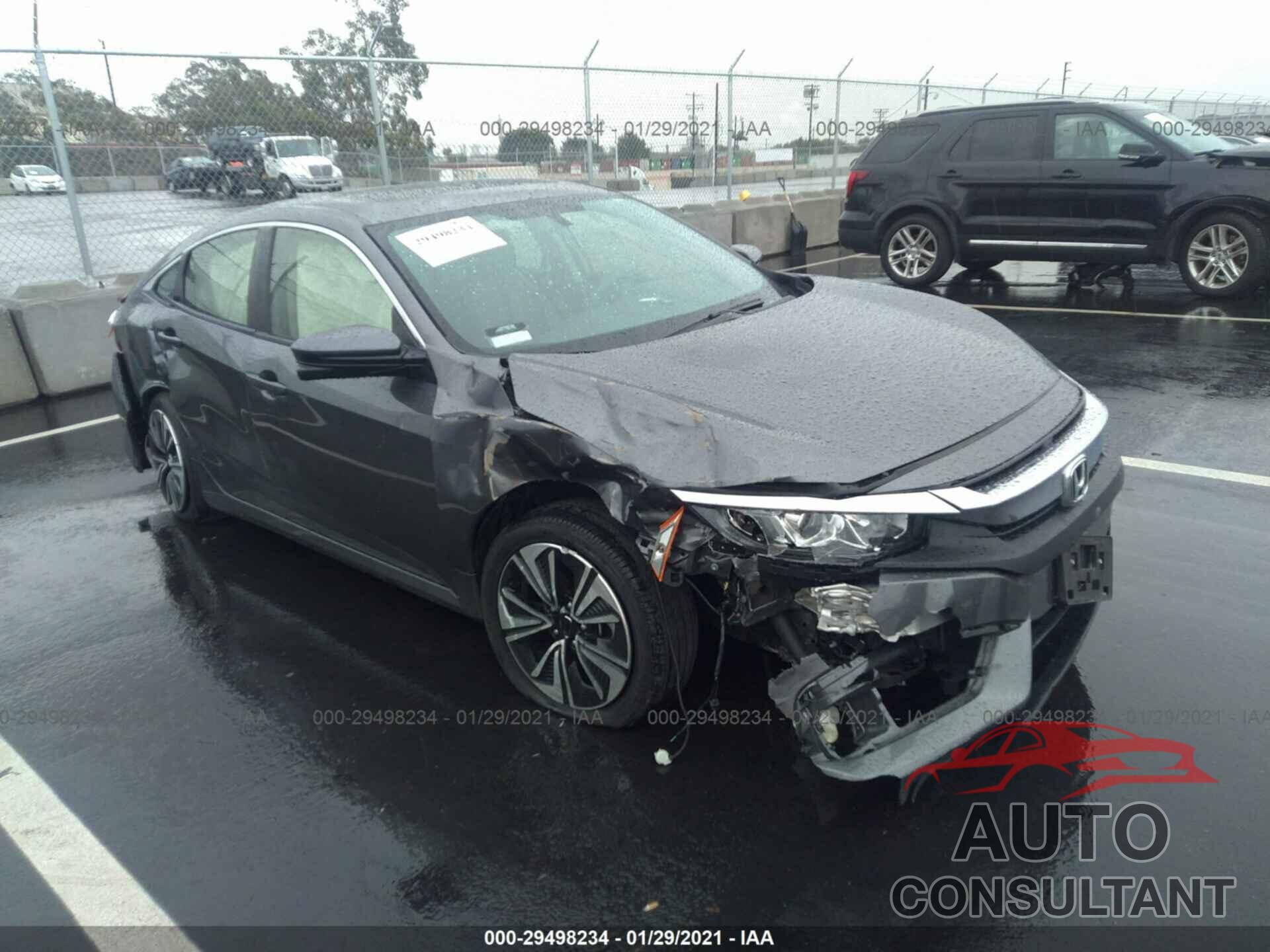 HONDA CIVIC SEDAN 2018 - JHMFC1F39JX004211