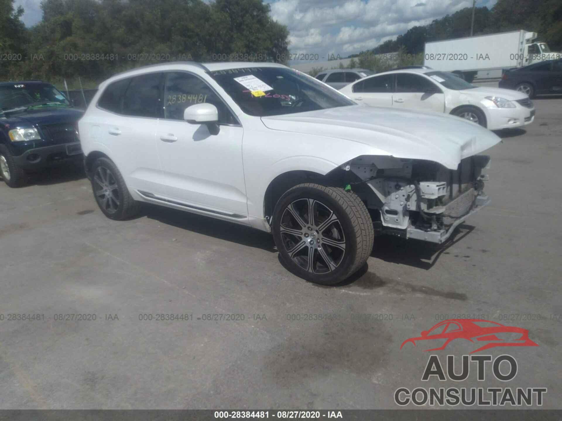 VOLVO XC60 2018 - YV4102RLXJ1088951