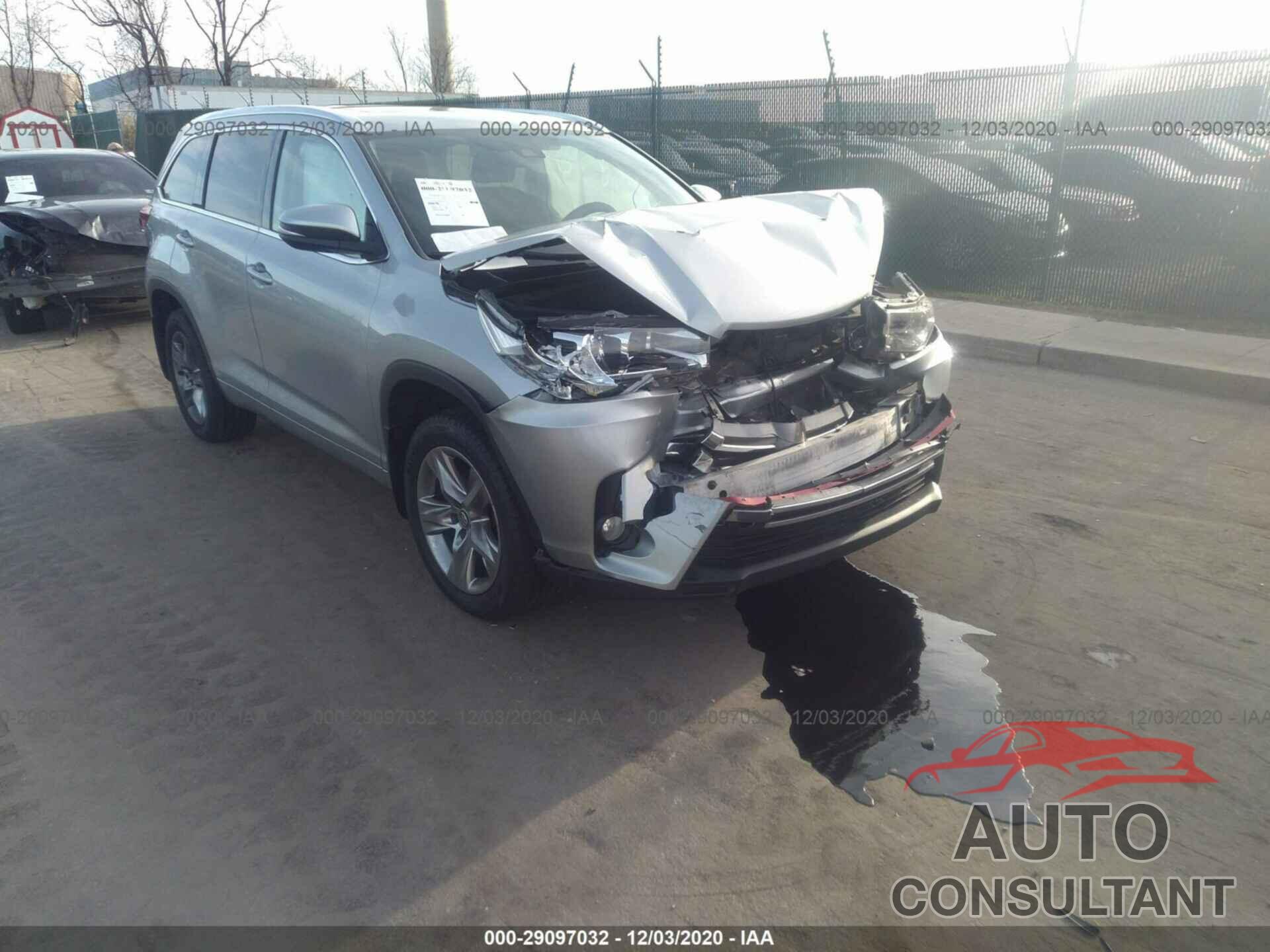 TOYOTA HIGHLANDER 2018 - 5TDDZRFH7JS853261