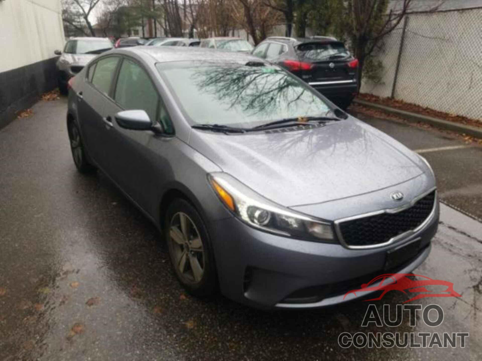 KIA FORTE 2018 - 3KPFL4A74JE164509