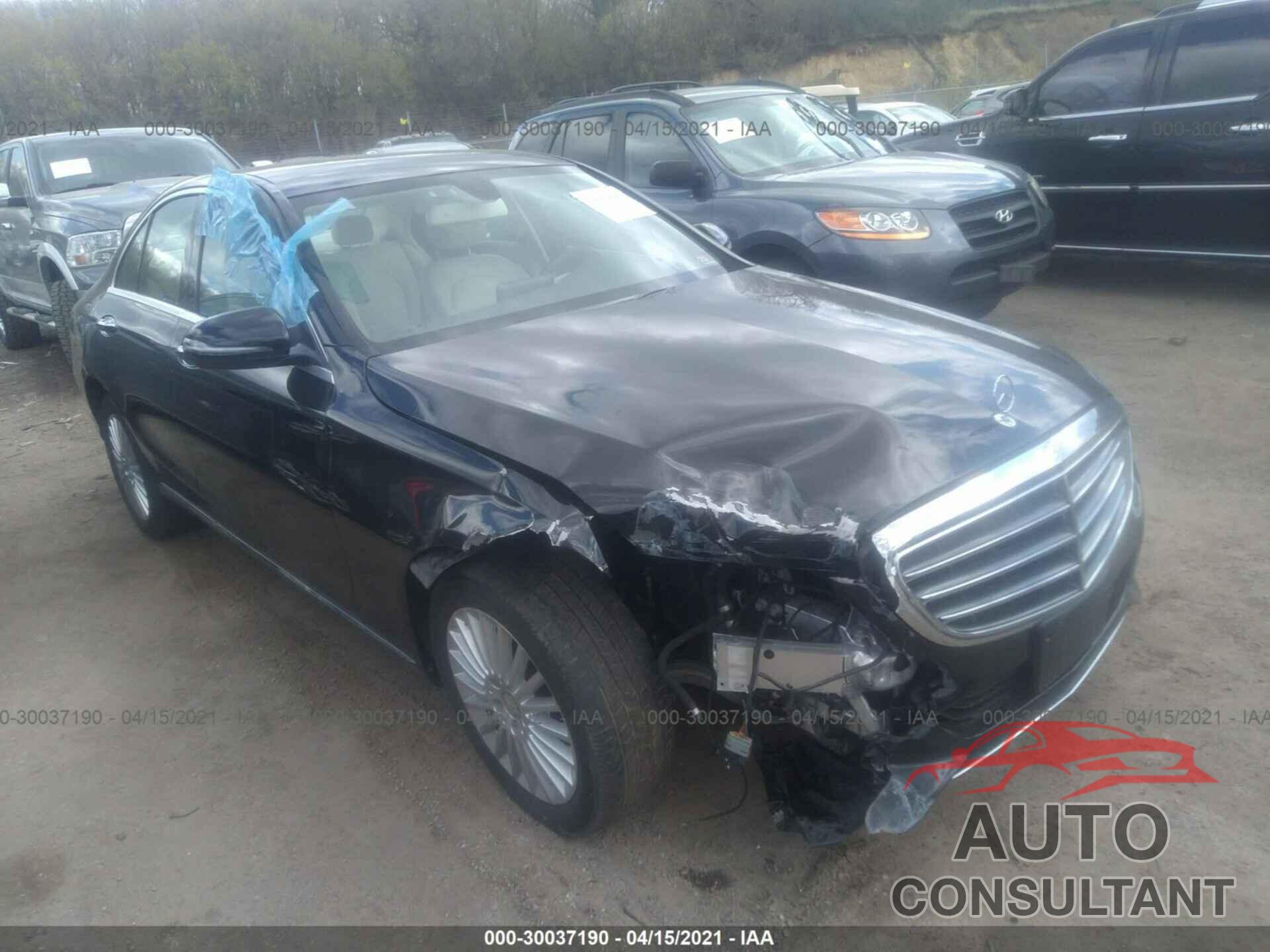 MERCEDES-BENZ C-CLASS 2017 - 55SWF4KB5HU179176