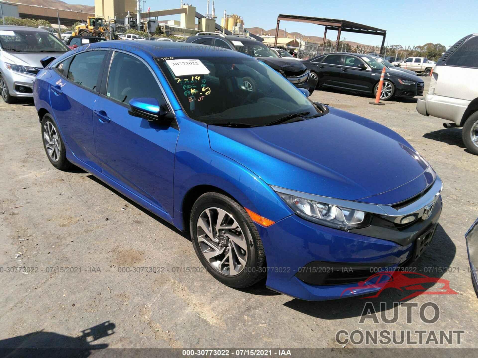 HONDA CIVIC SEDAN 2018 - 19XFC2F72JE202901