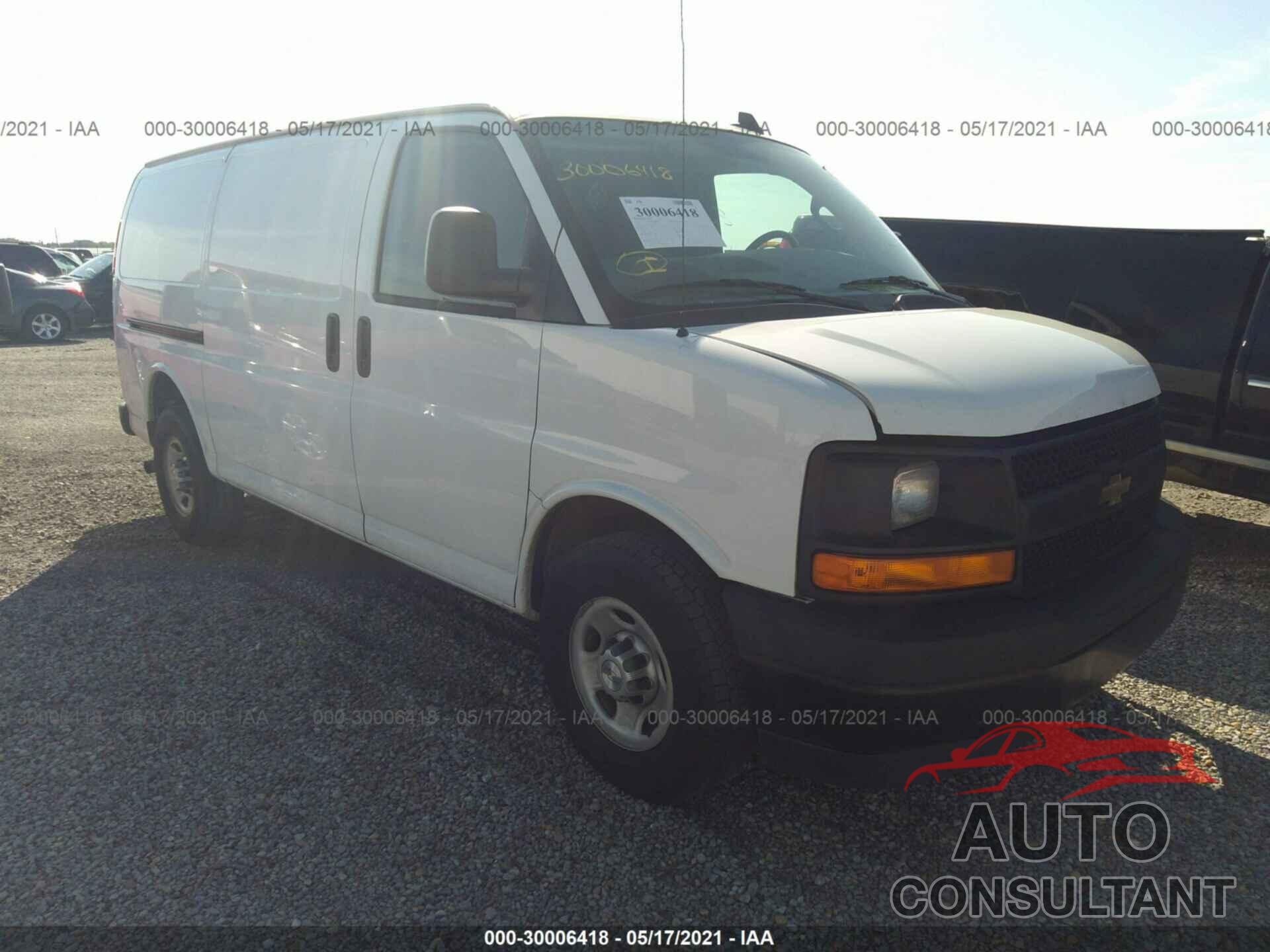 CHEVROLET EXPRESS CARGO VAN 2017 - 1GCWGAFF4H1347229