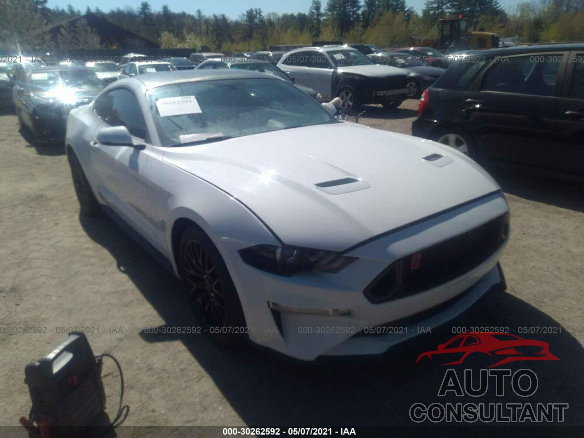 FORD MUSTANG 2018 - 1FA6P8TH7J5115727