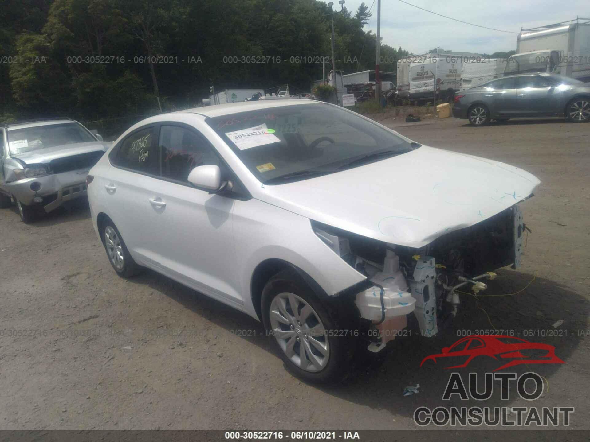 HYUNDAI ACCENT 2018 - 3KPC24A37JE013781