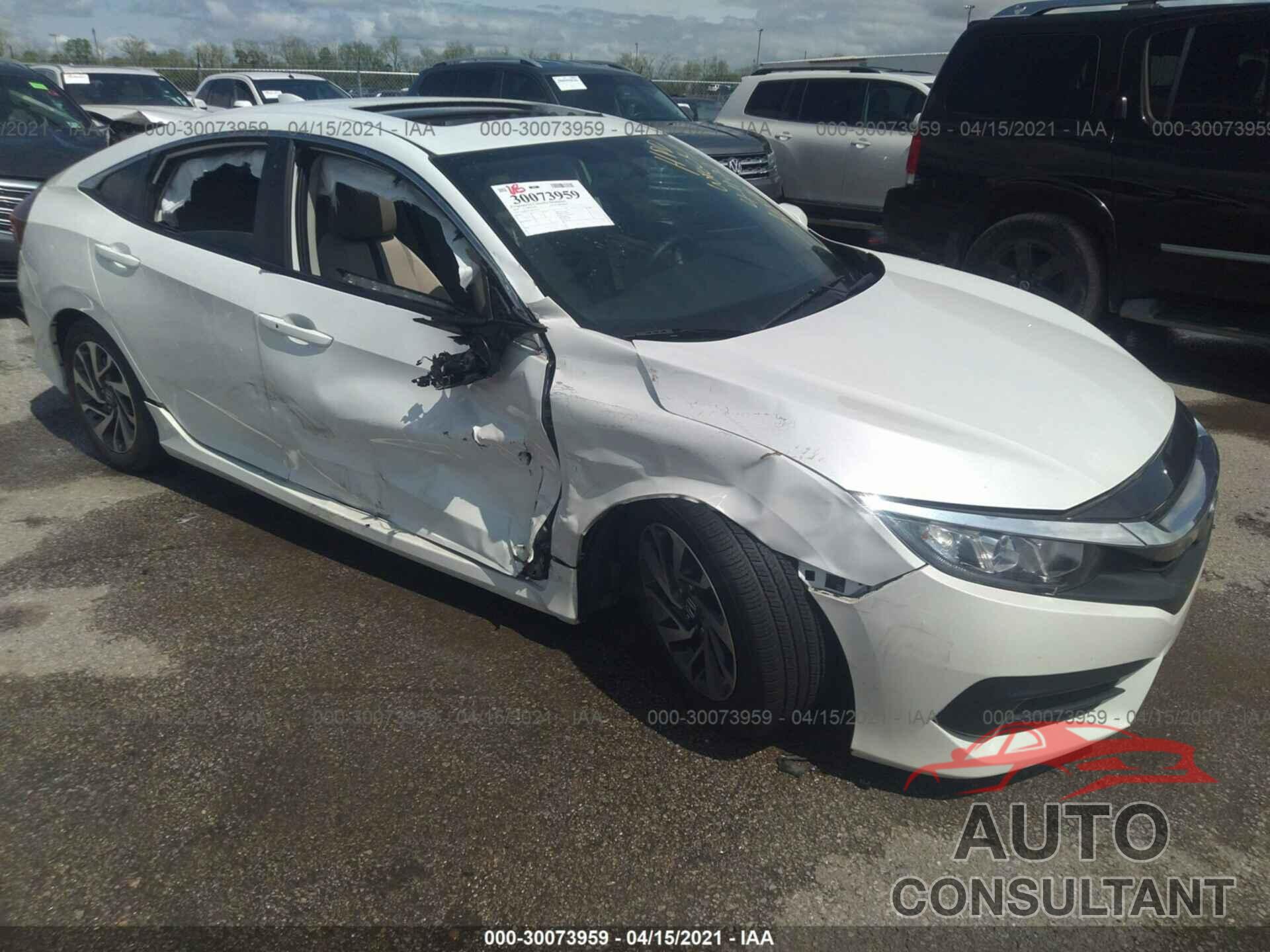 HONDA CIVIC SEDAN 2018 - 2HGFC2F71JH558133