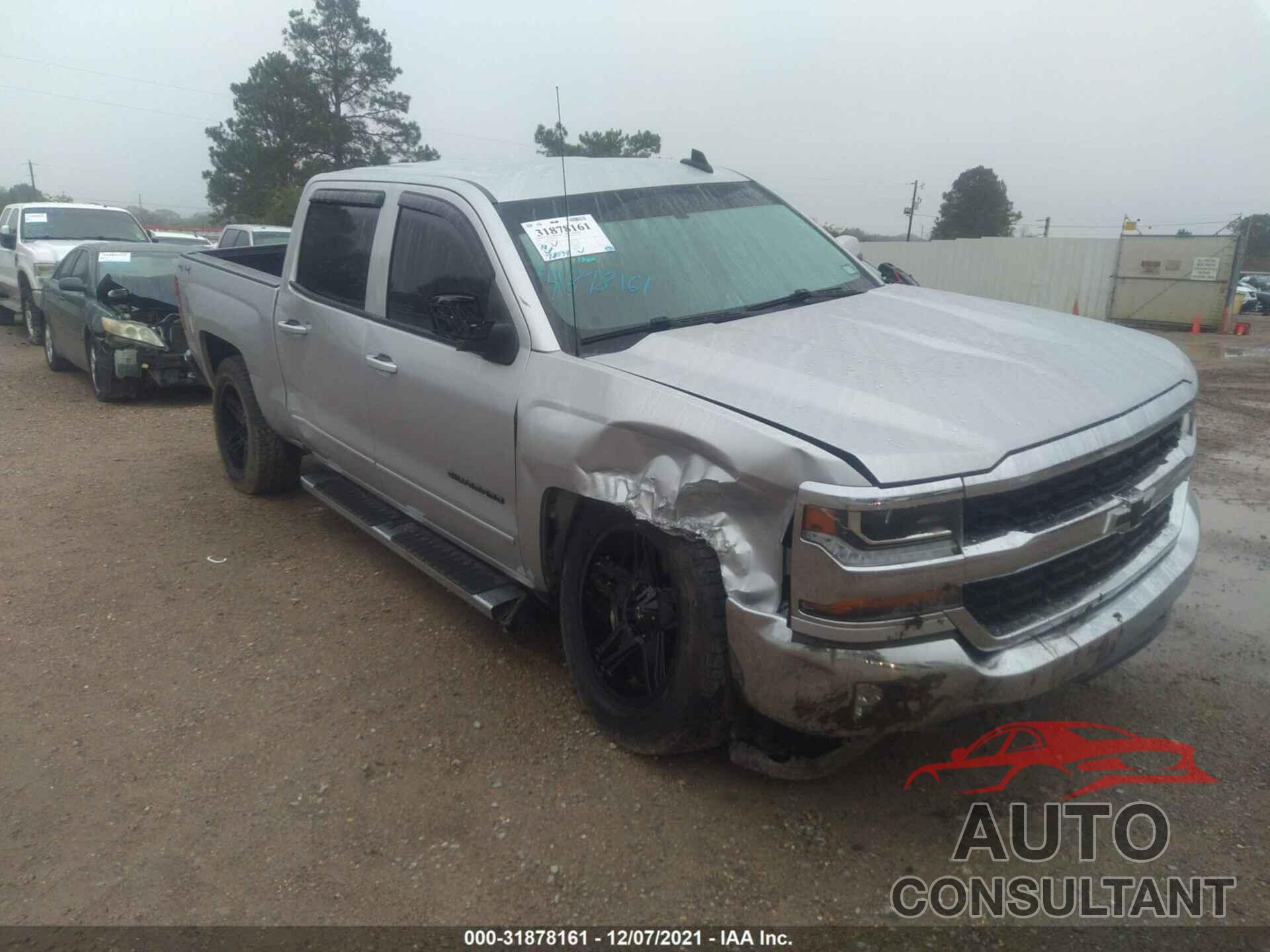 CHEVROLET SILVERADO 1500 2018 - 3GCUKREC0JG213787