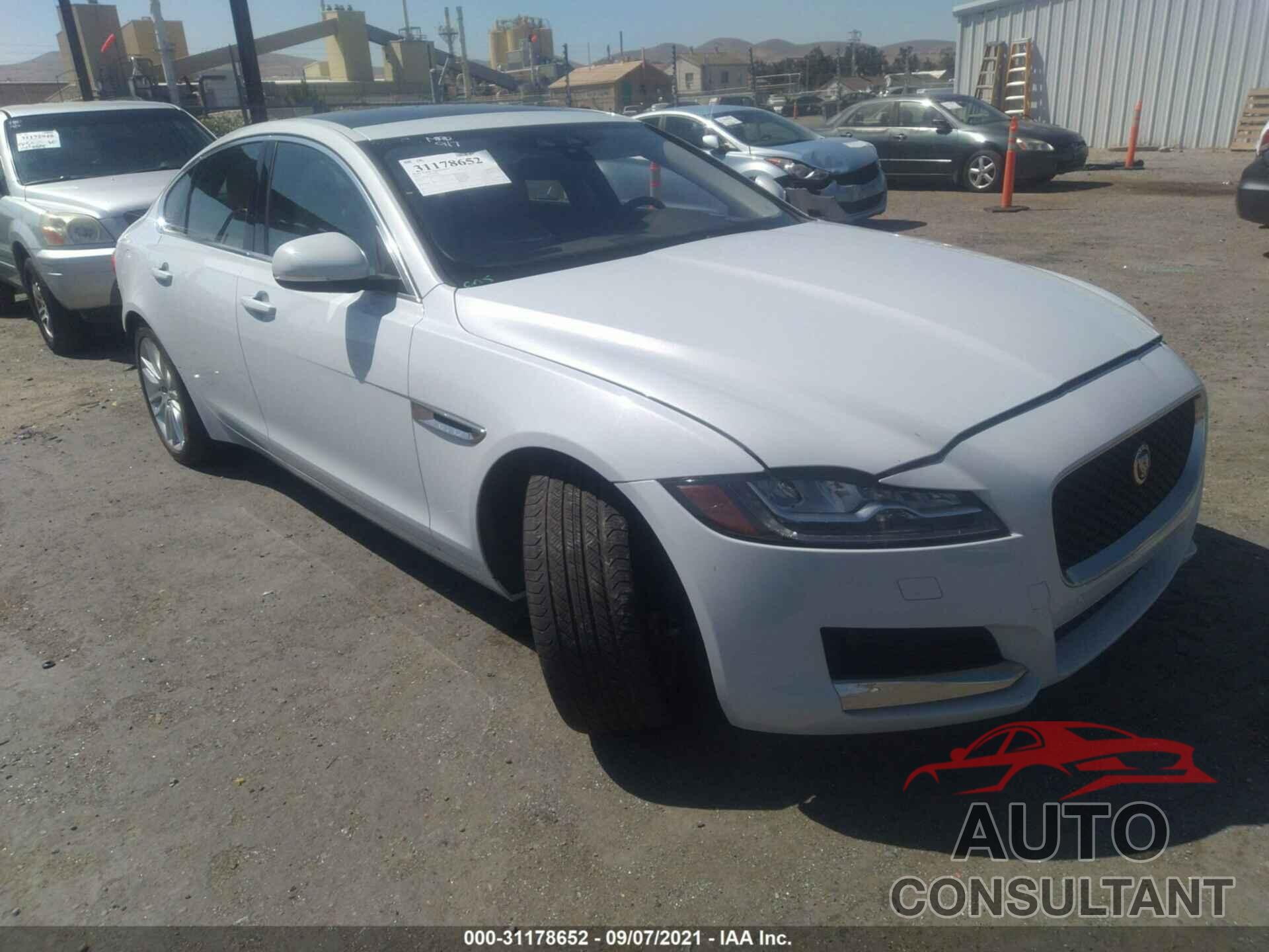 JAGUAR XF 2016 - SAJBE4BV2GCY10766