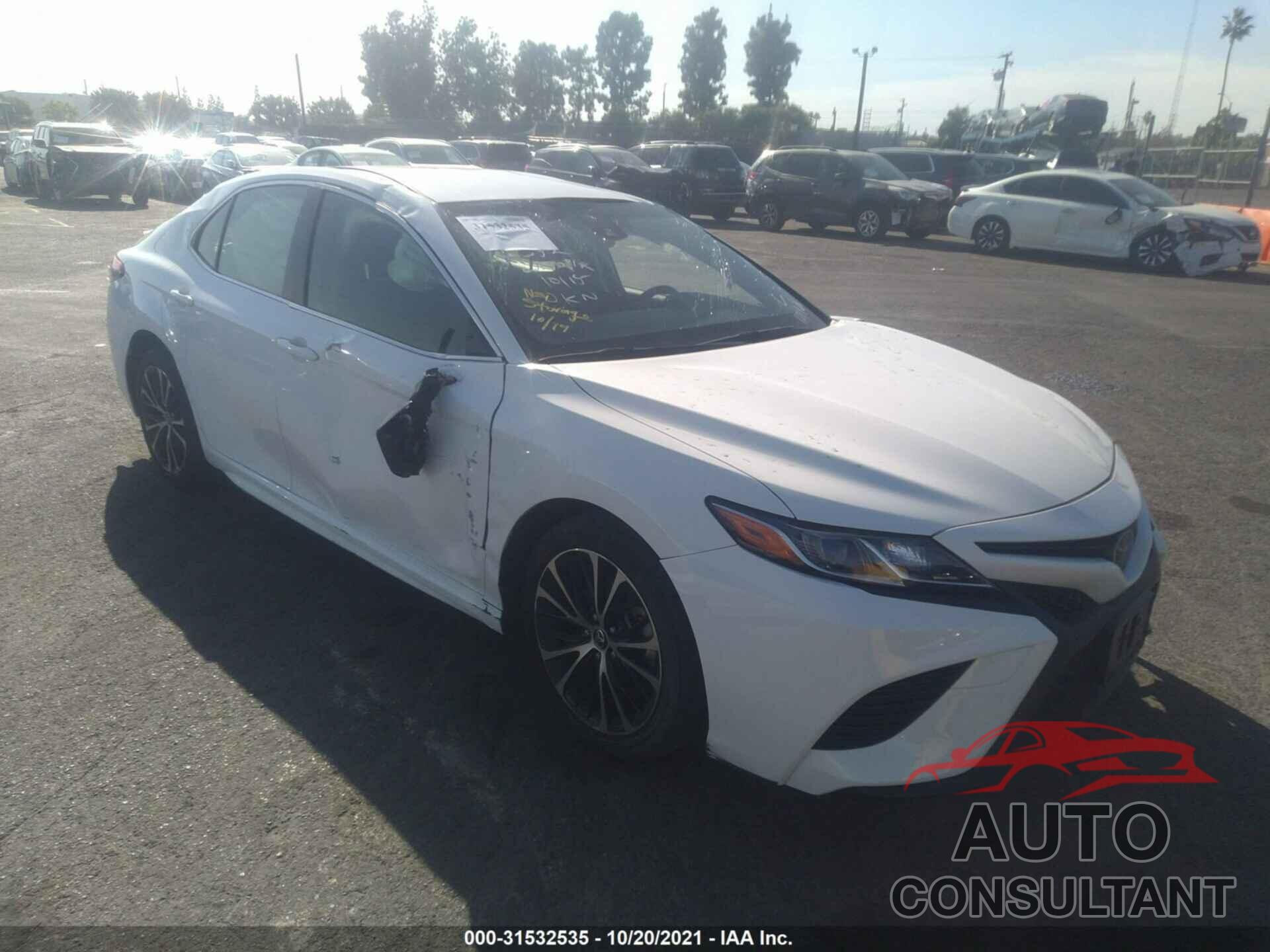 TOYOTA CAMRY 2018 - JTNB11HK9J3074093