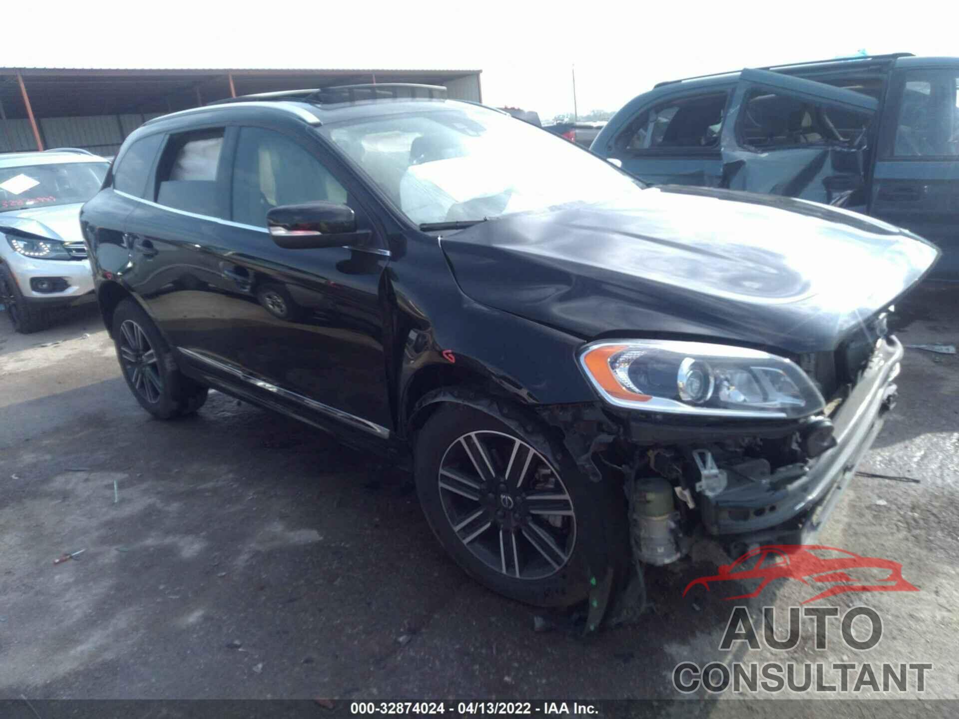 VOLVO XC60 2017 - YV440MDRXH2094712