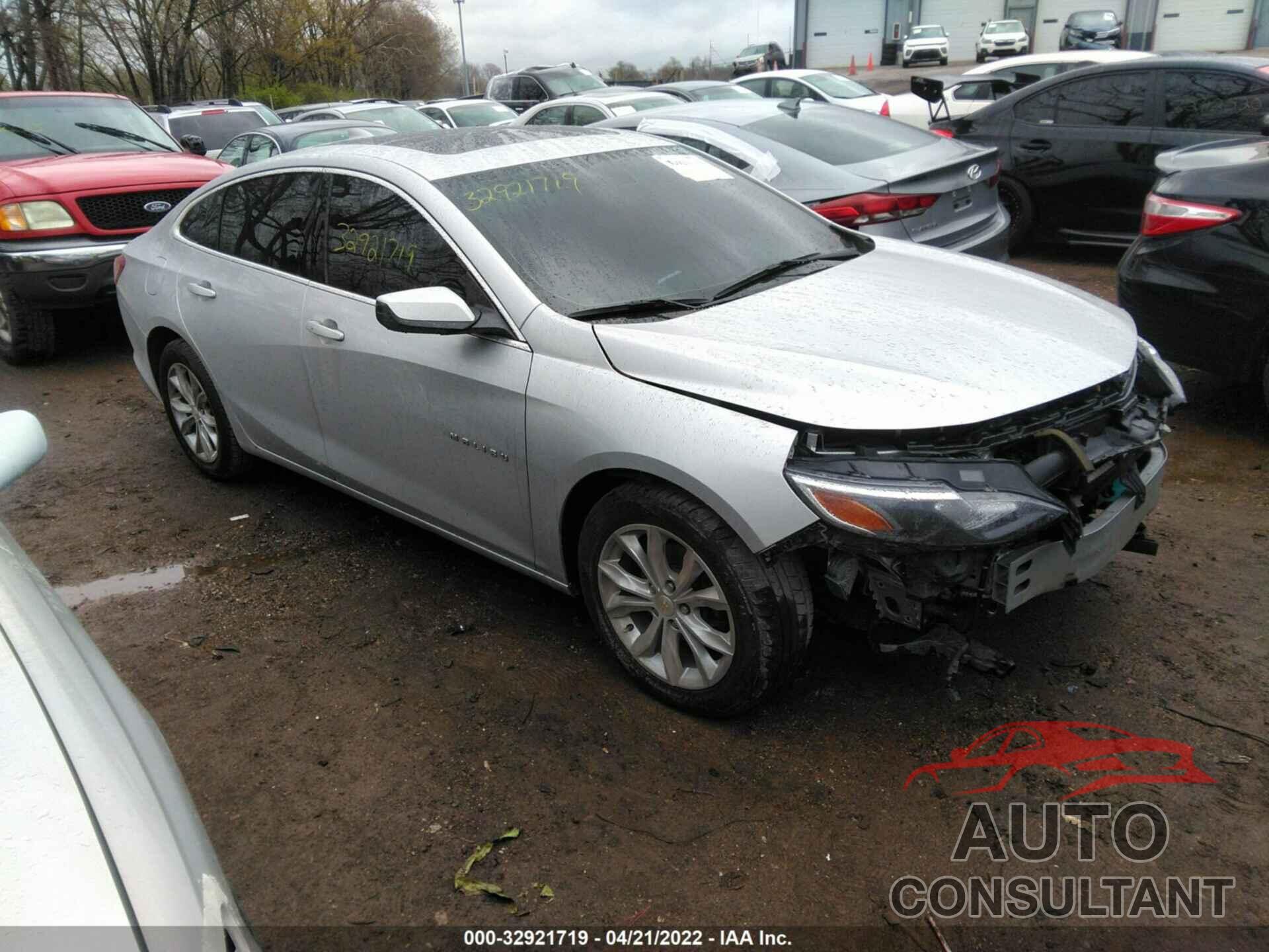 CHEVROLET MALIBU 2019 - 1G1ZD5ST8KF136692