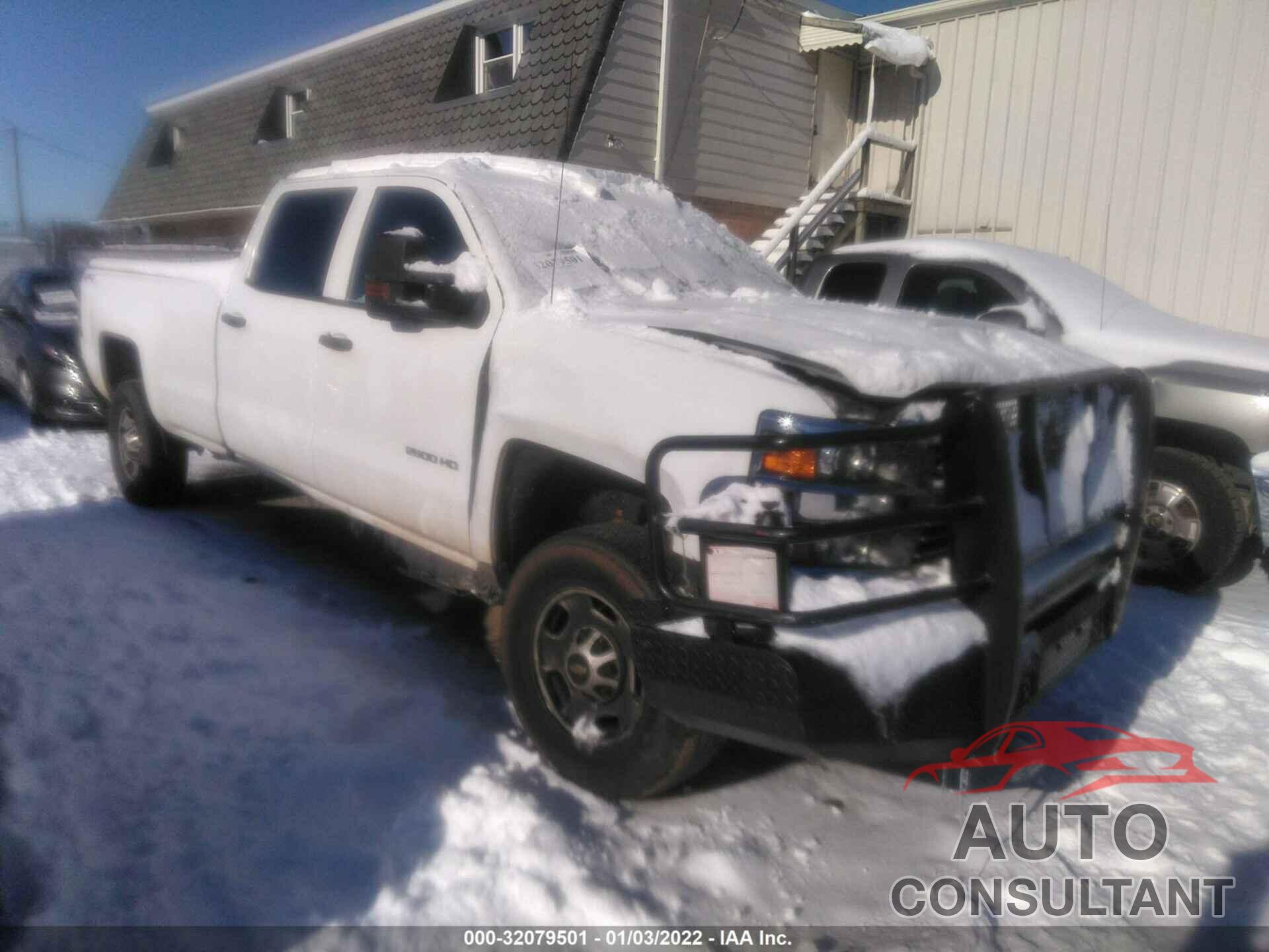 CHEVROLET SILVERADO 2500HD 2018 - 1GC1KUEY3JF131538