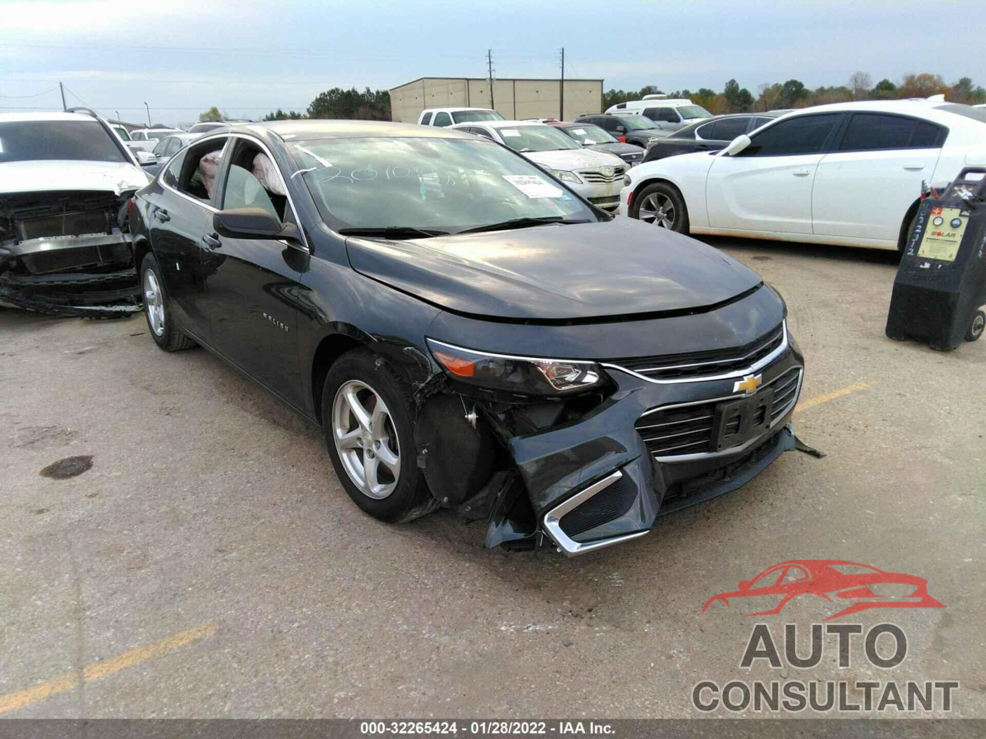CHEVROLET MALIBU 2017 - 1G1ZB5ST5HF174962