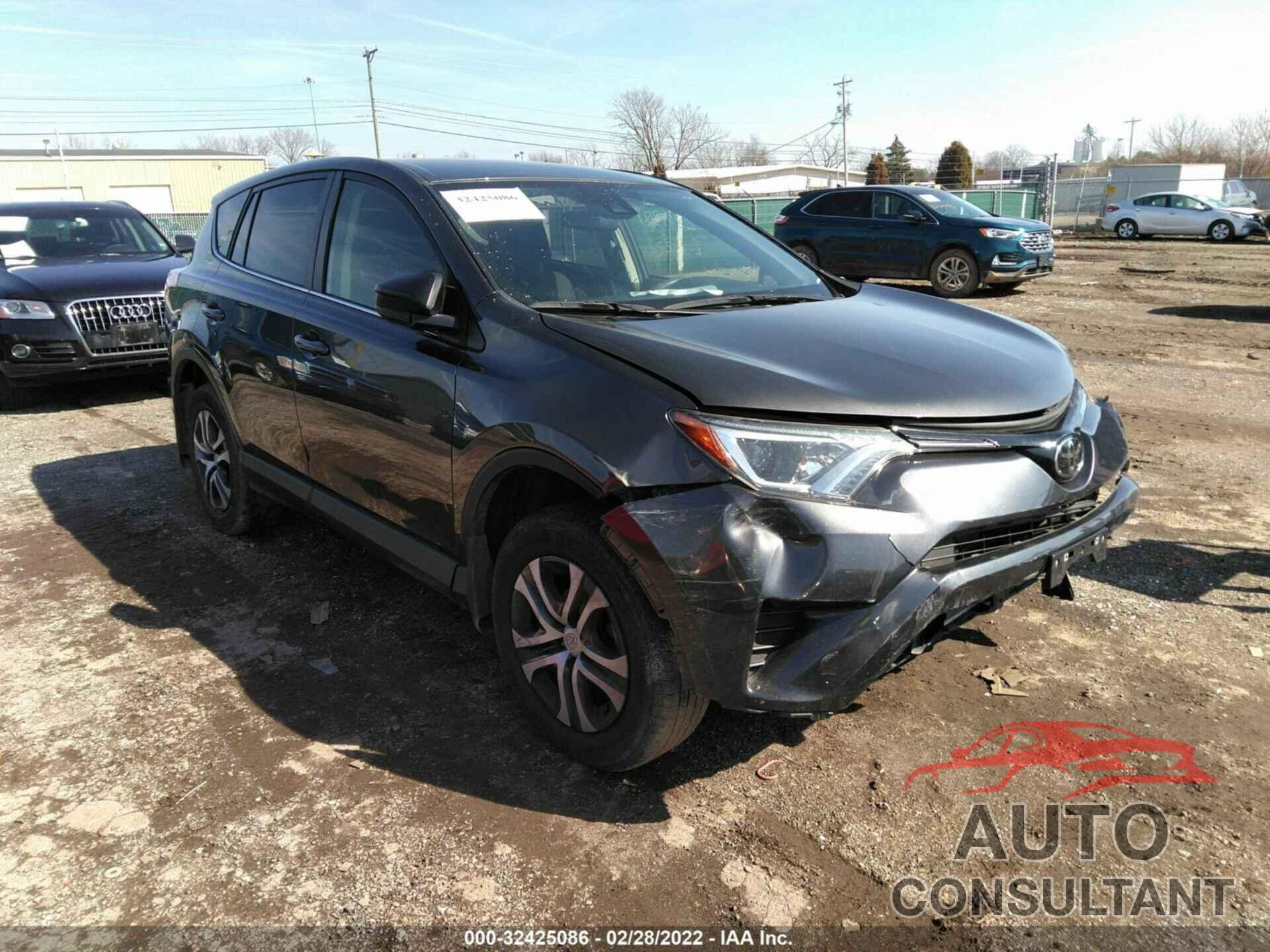 TOYOTA RAV4 2018 - JTMBFREV5JJ238955