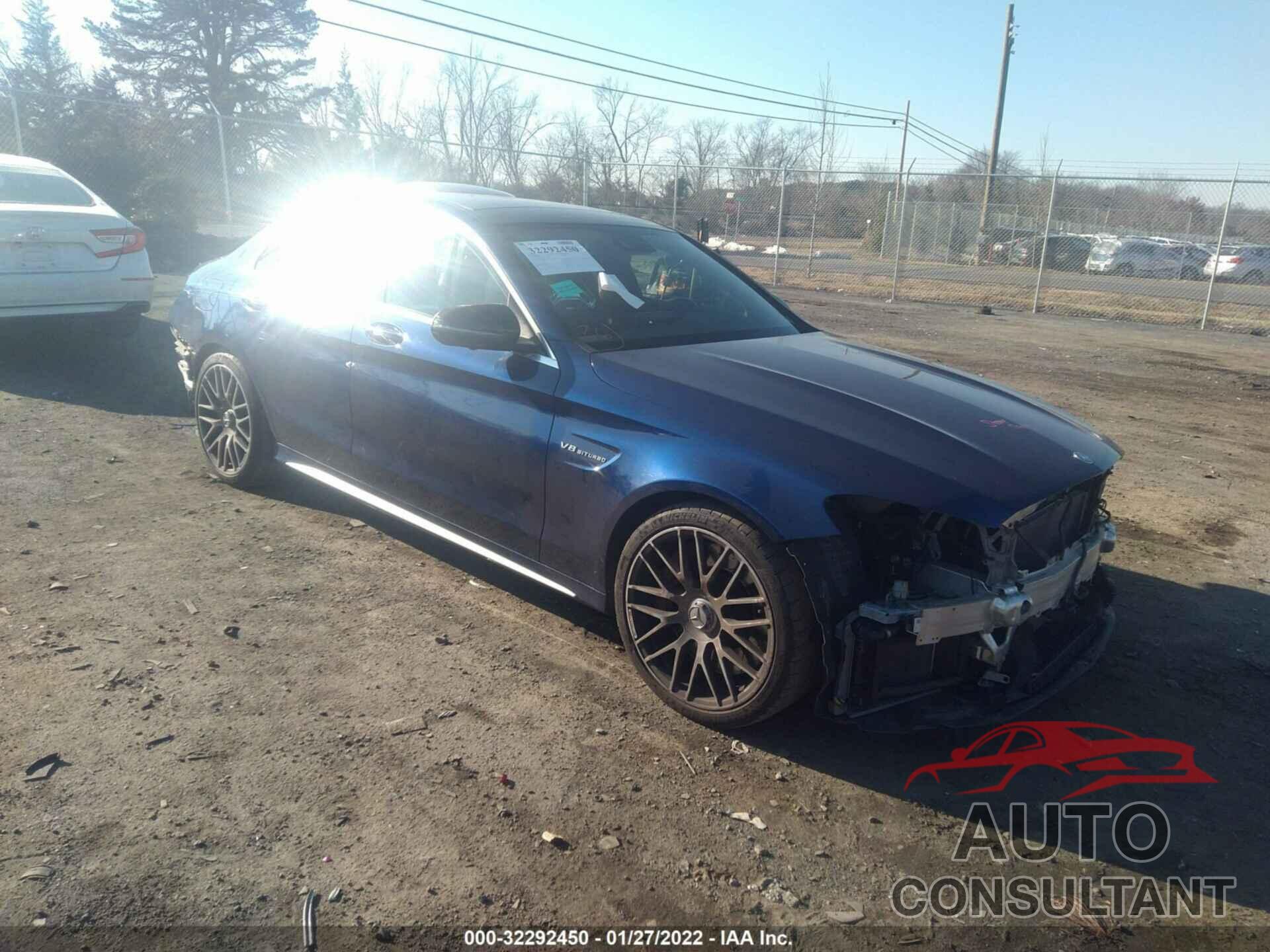 MERCEDES-BENZ C-CLASS 2017 - 55SWF8HB7HU202259