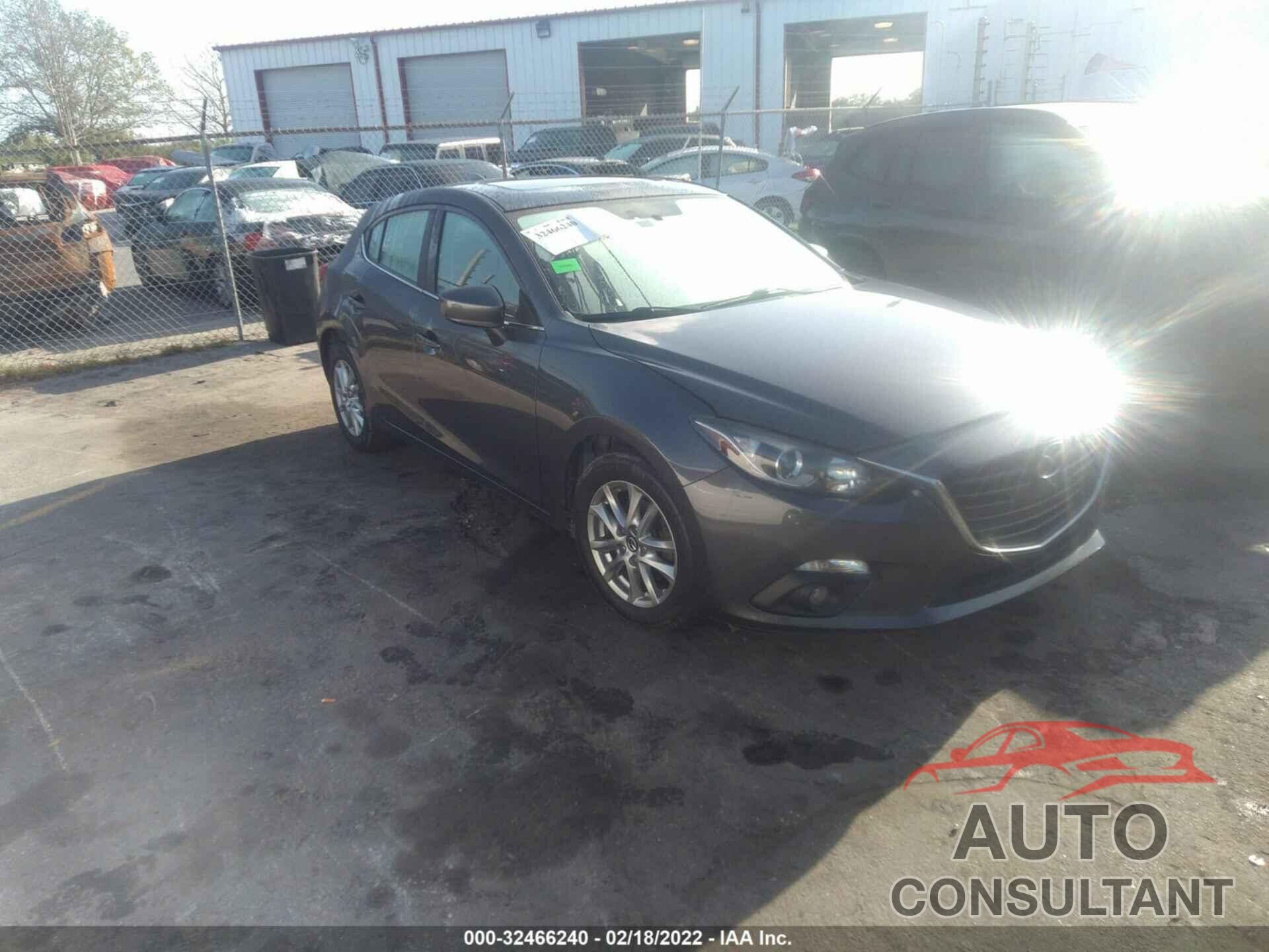 MAZDA MAZDA3 2016 - JM1BM1N79G1337036