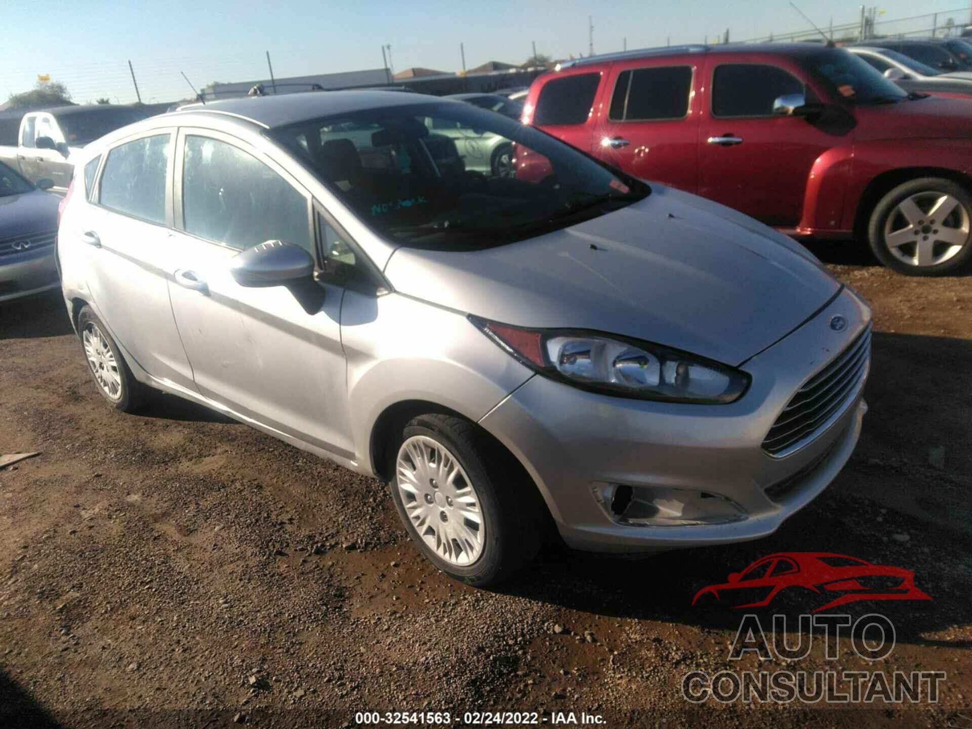 FORD FIESTA 2016 - 3FADP4TJ9GM136522
