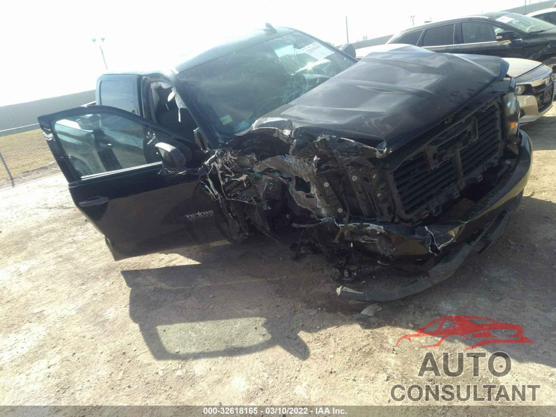 CHEVROLET SILVERADO 1500 2018 - 3GCPCPEC5JG463914