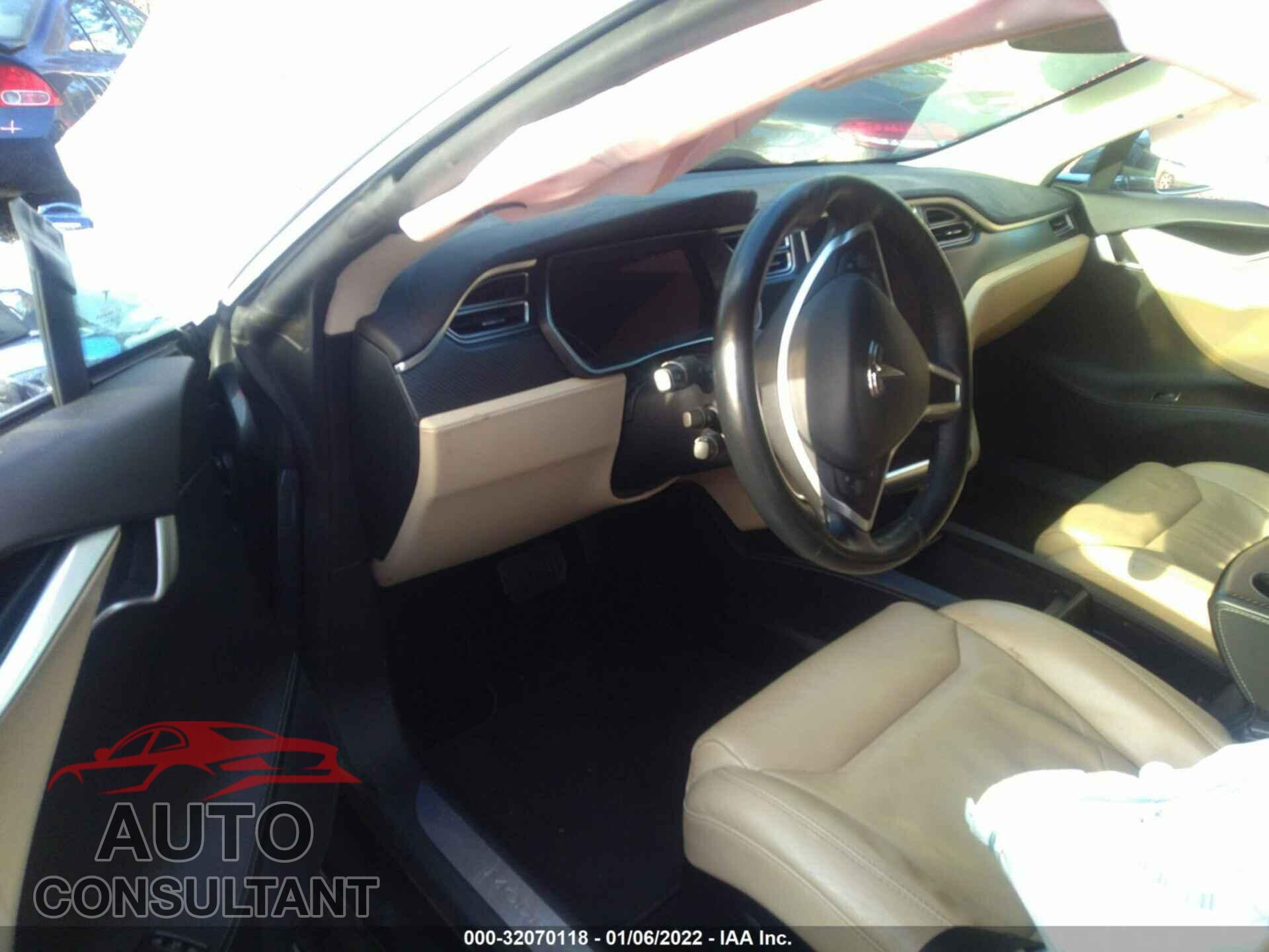 TESLA MODEL S 2017 - 5YJSA1E28HF190536