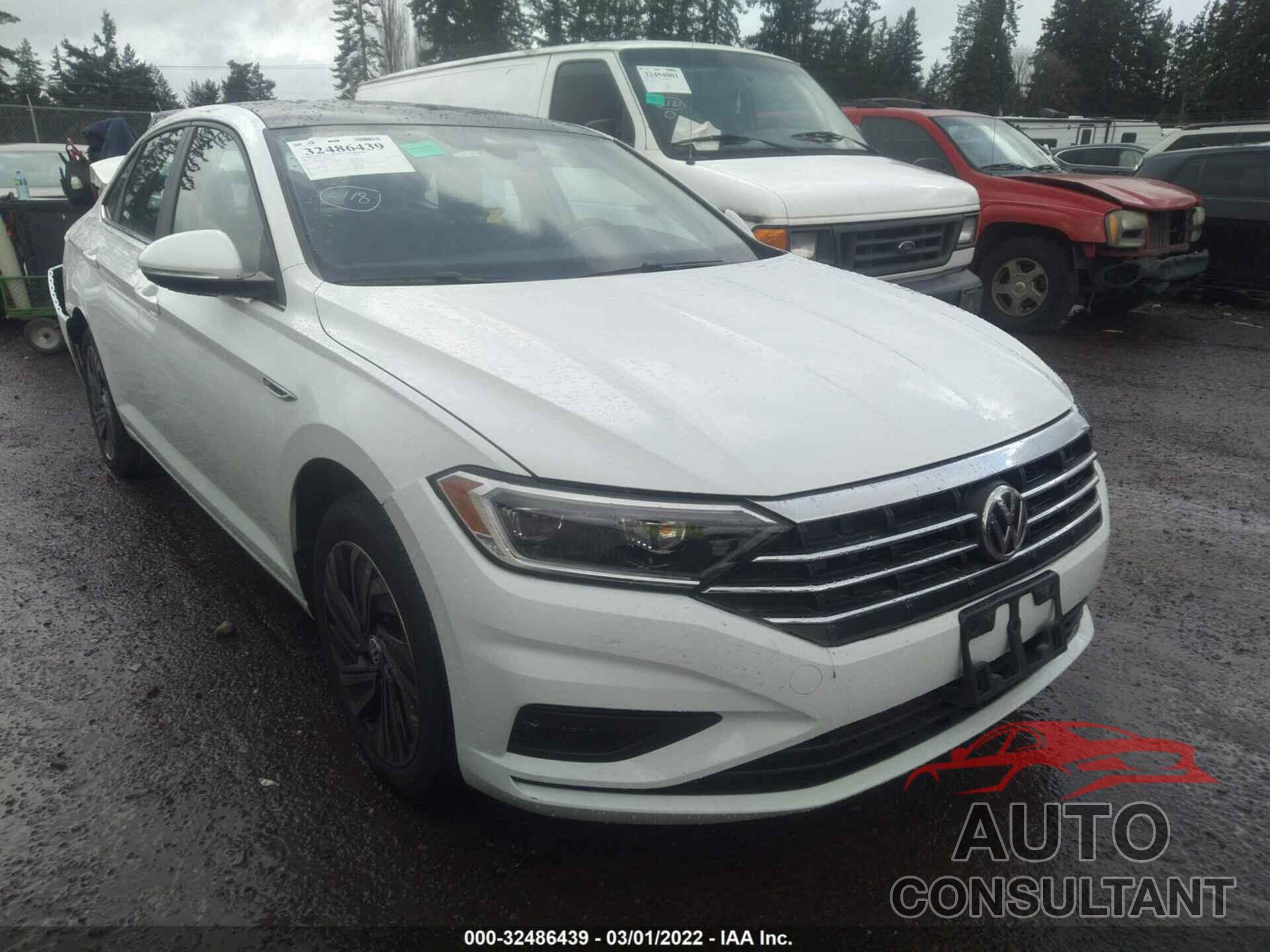 VOLKSWAGEN JETTA 2019 - 3VWG57BU2KM218690