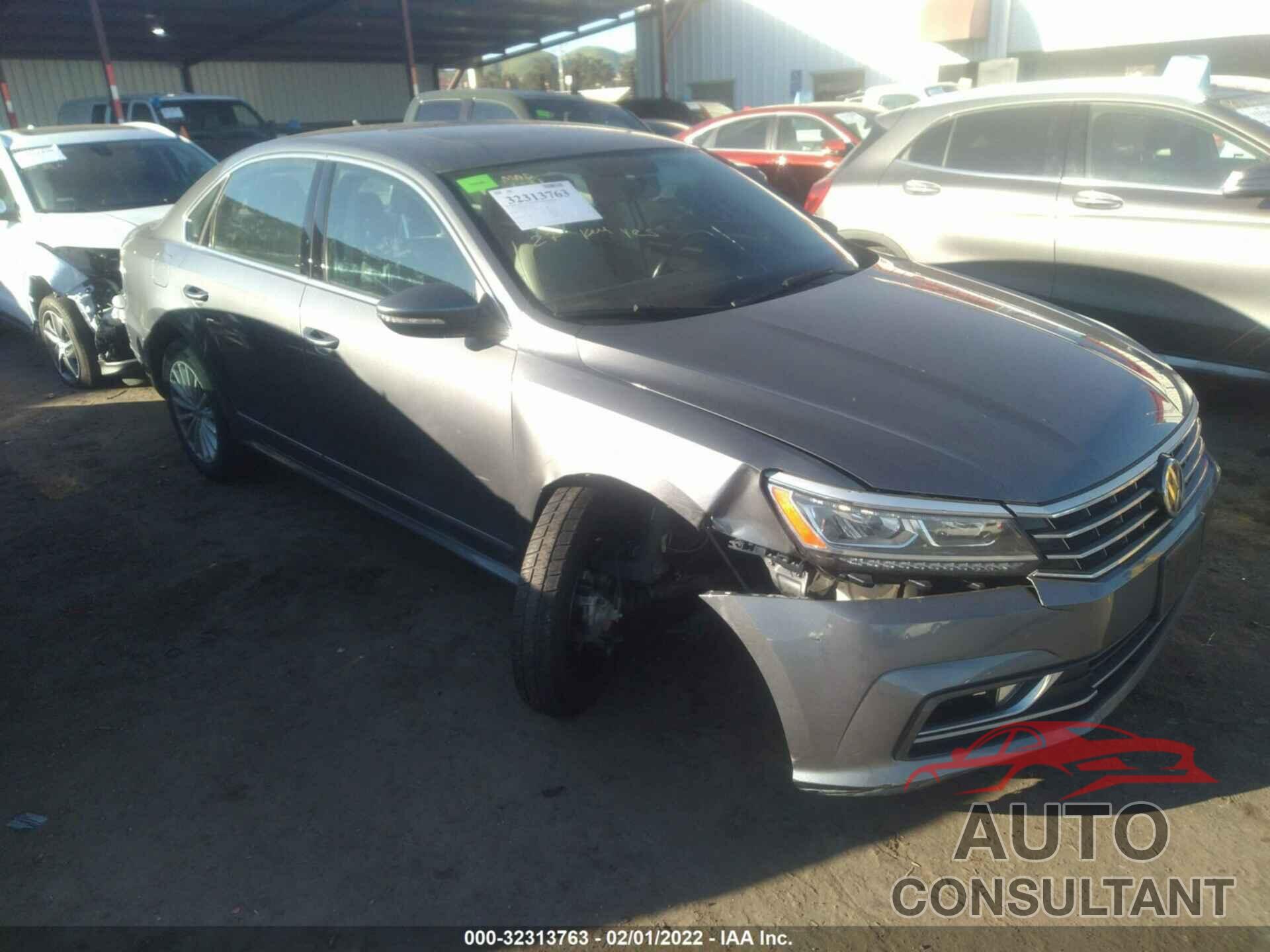 VOLKSWAGEN PASSAT 2017 - 1VWBT7A34HC069105