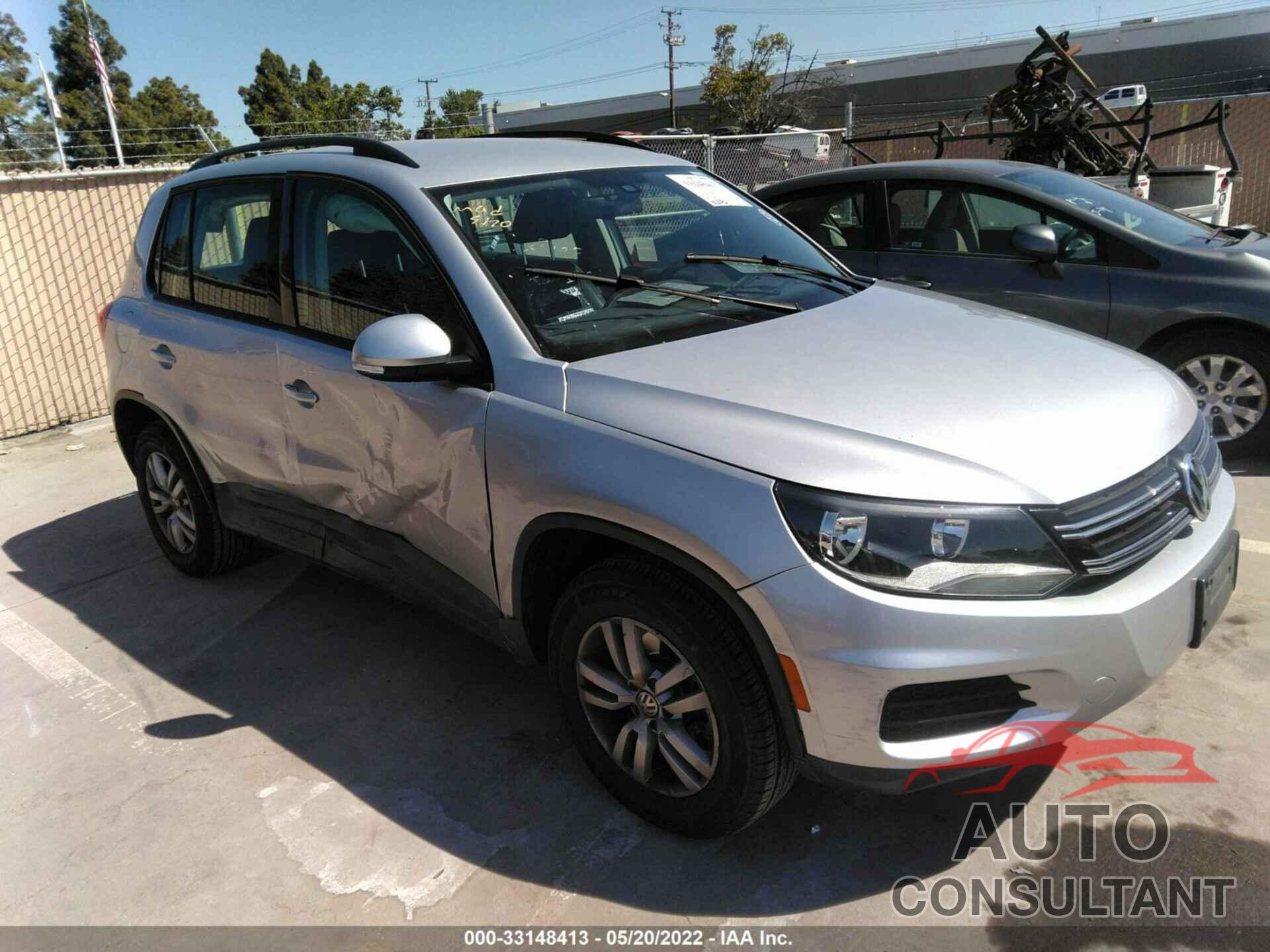 VOLKSWAGEN TIGUAN 2016 - WVGAV7AX3GW559555