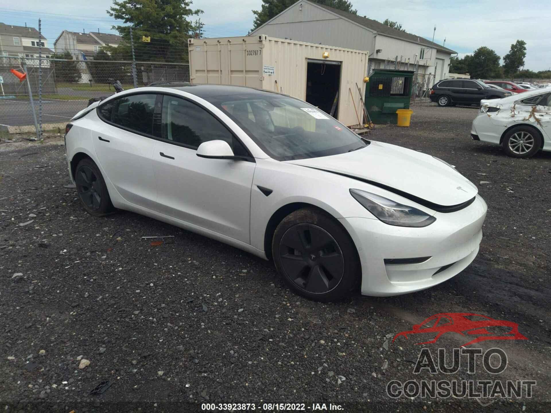 TESLA MODEL 3 2021 - 5YJ3E1EA0MF992119