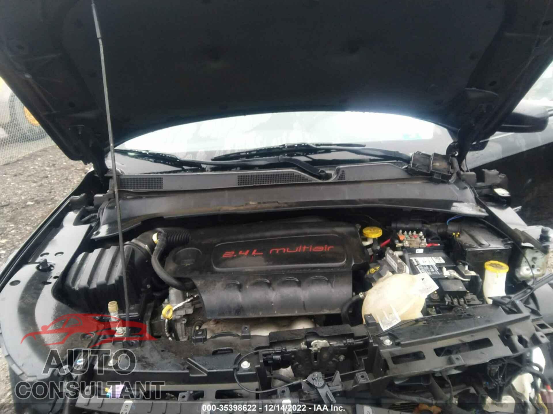JEEP COMPASS 2018 - 3C4NJDBB0JT142443