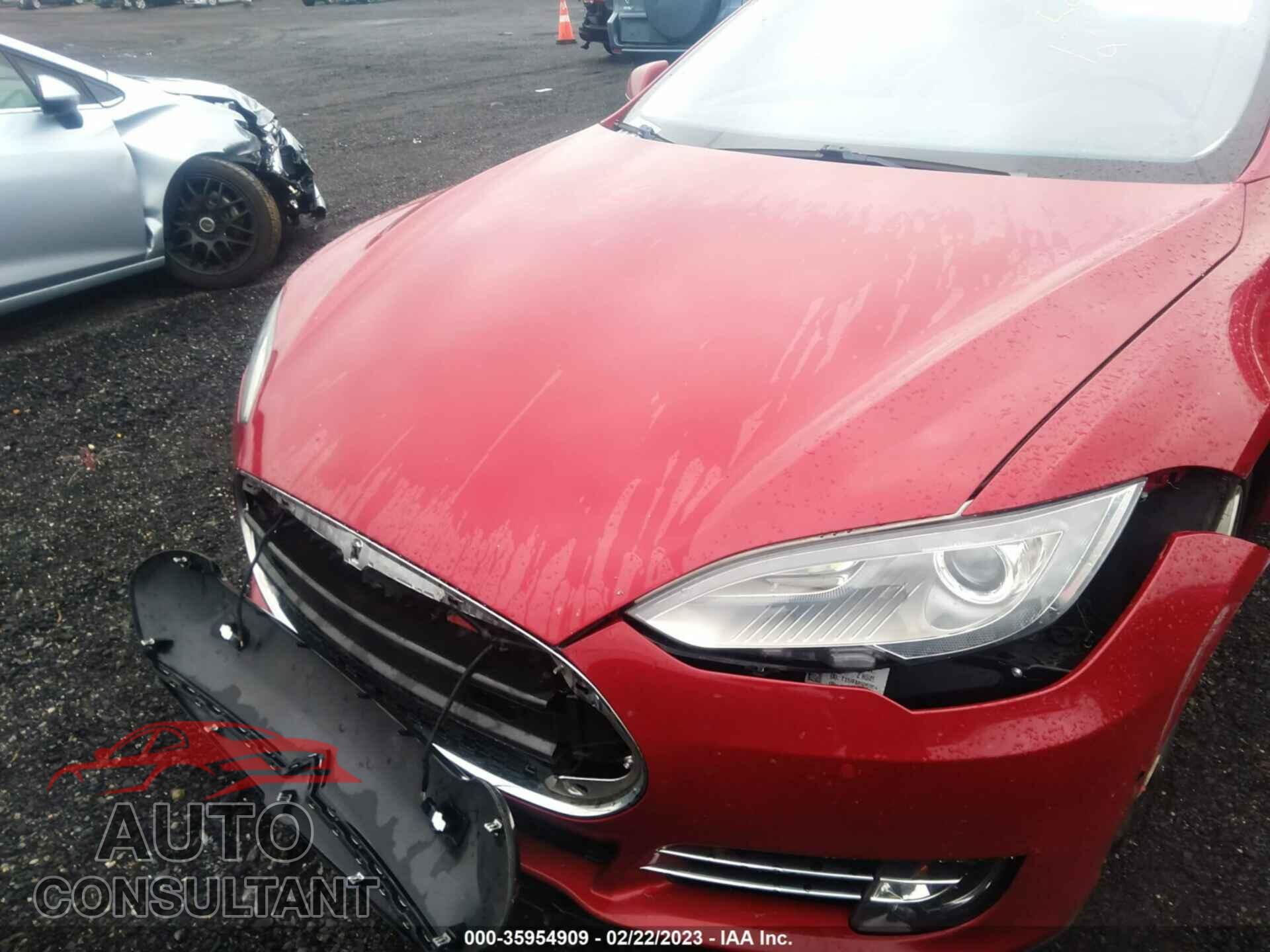 TESLA MODEL S 2015 - 5YJSA1E23FF103705