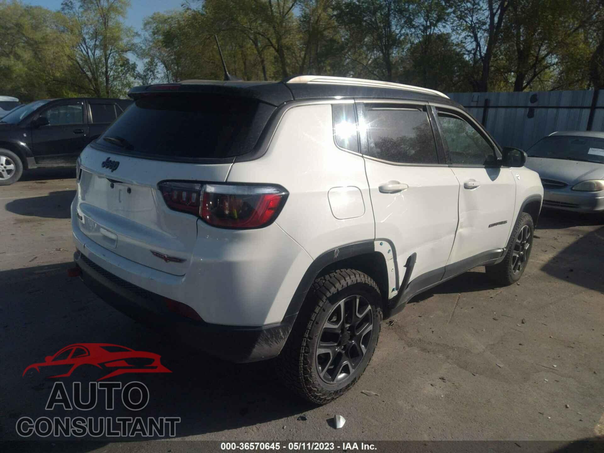 JEEP COMPASS 2019 - 3C4NJDDBXKT618096