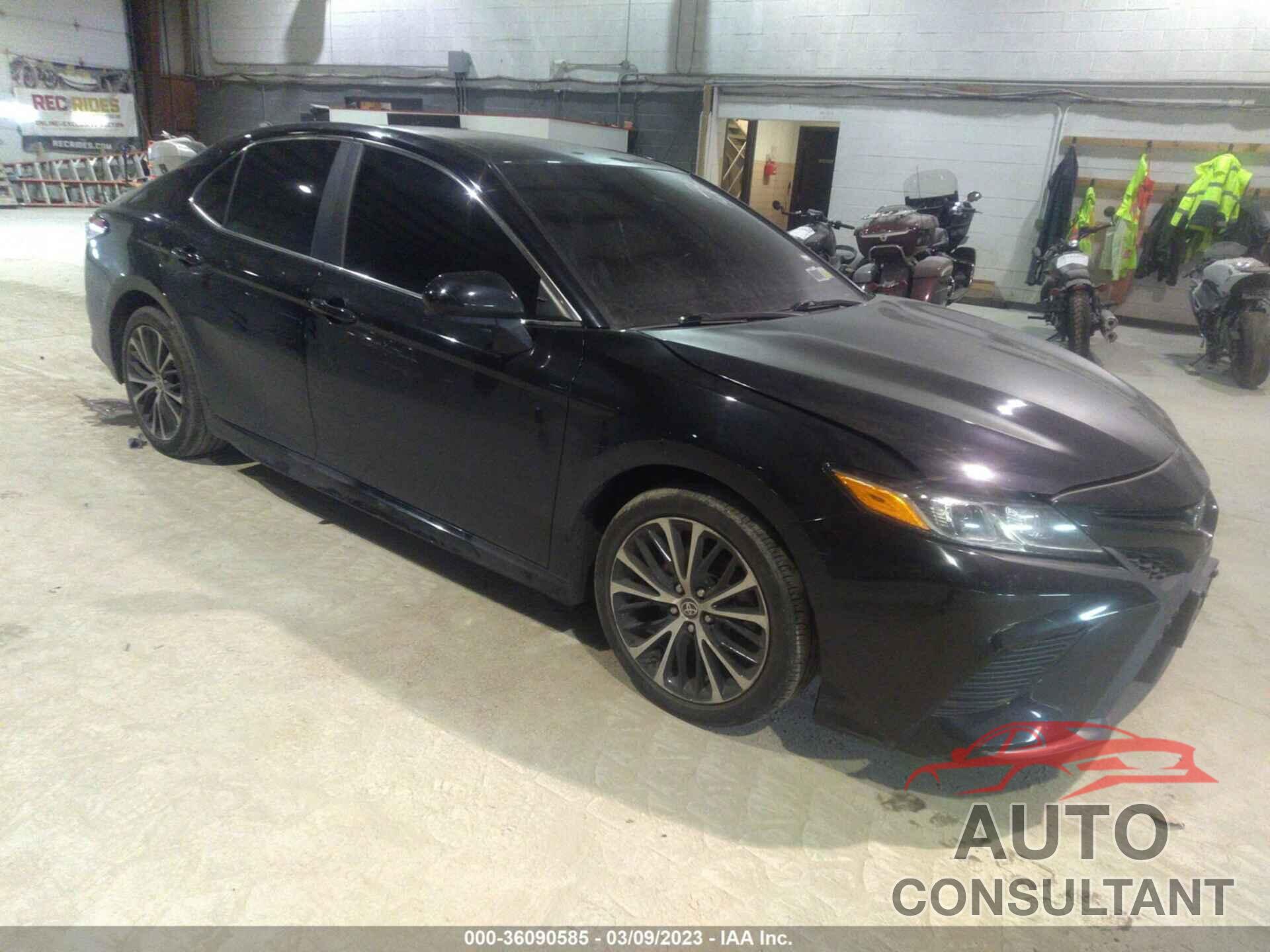 TOYOTA CAMRY 2020 - 4T1G11AK5LU359161