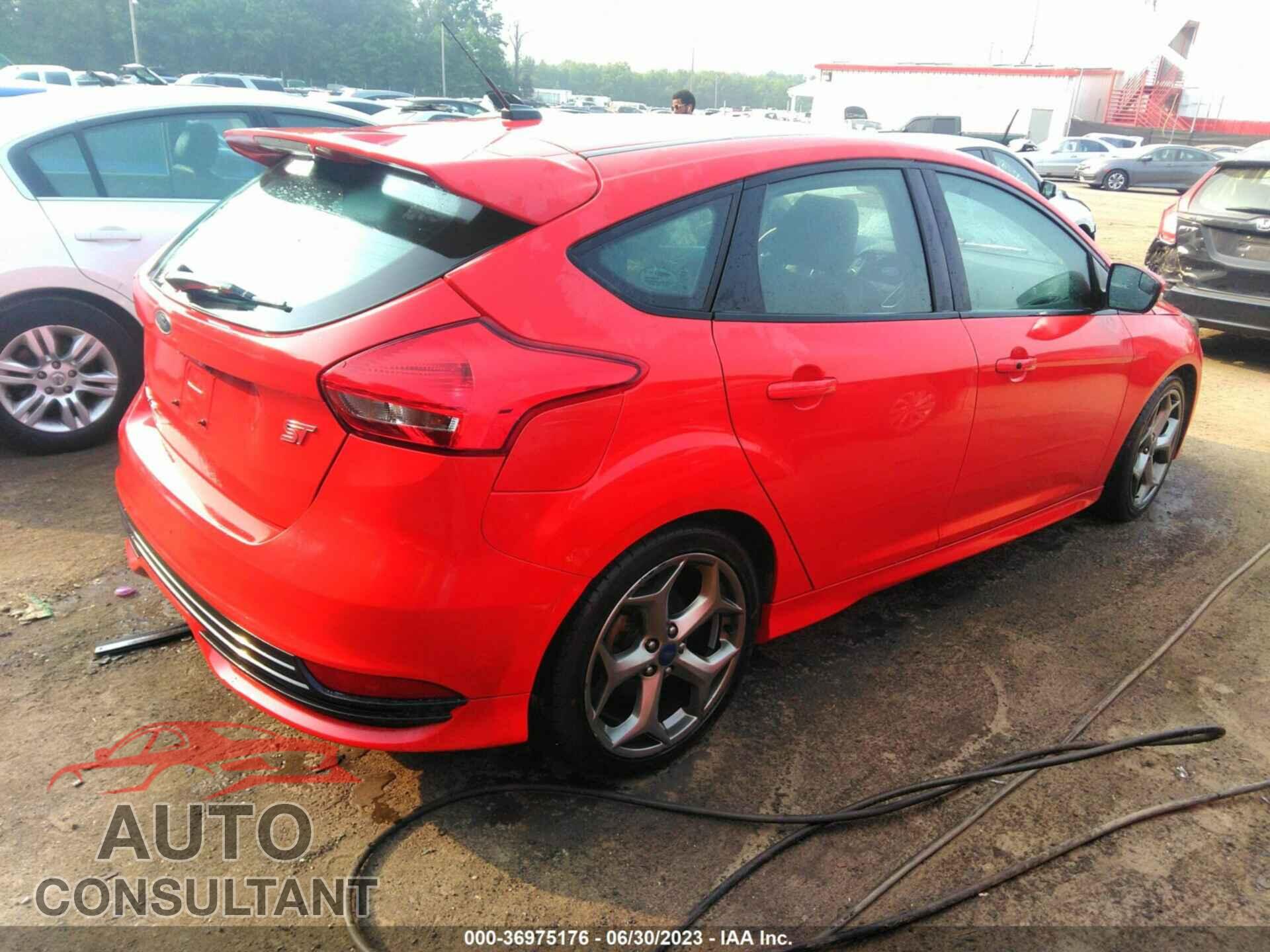 FORD FOCUS ST 2017 - 1FADP3L96HL242560